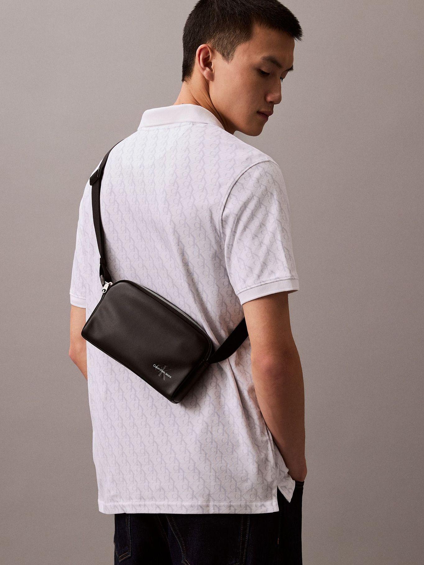Bolso Camera Monologo Negro Calvin Klein-3
