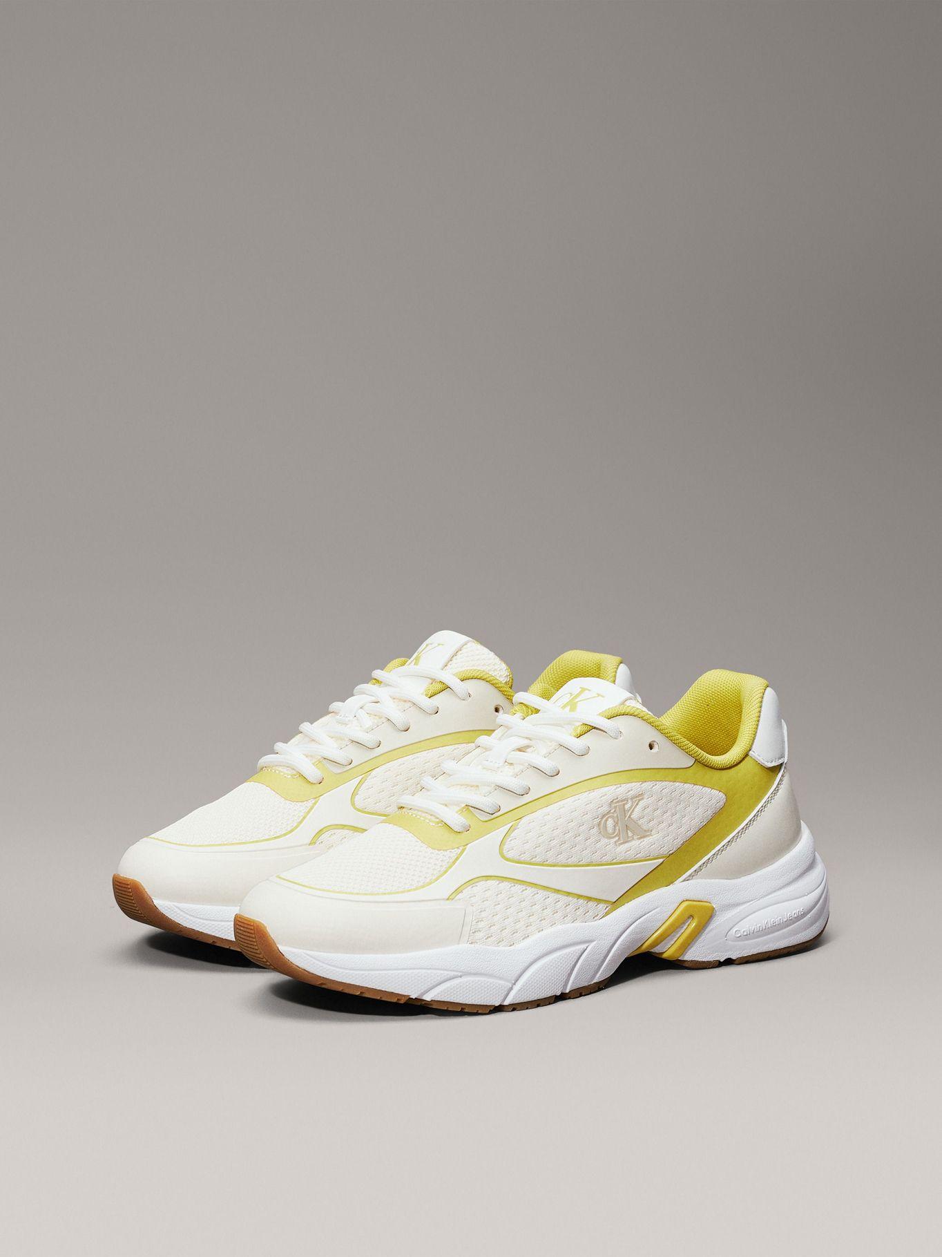 Zapatillas Retro de Malla Crema Calvin Klein-0