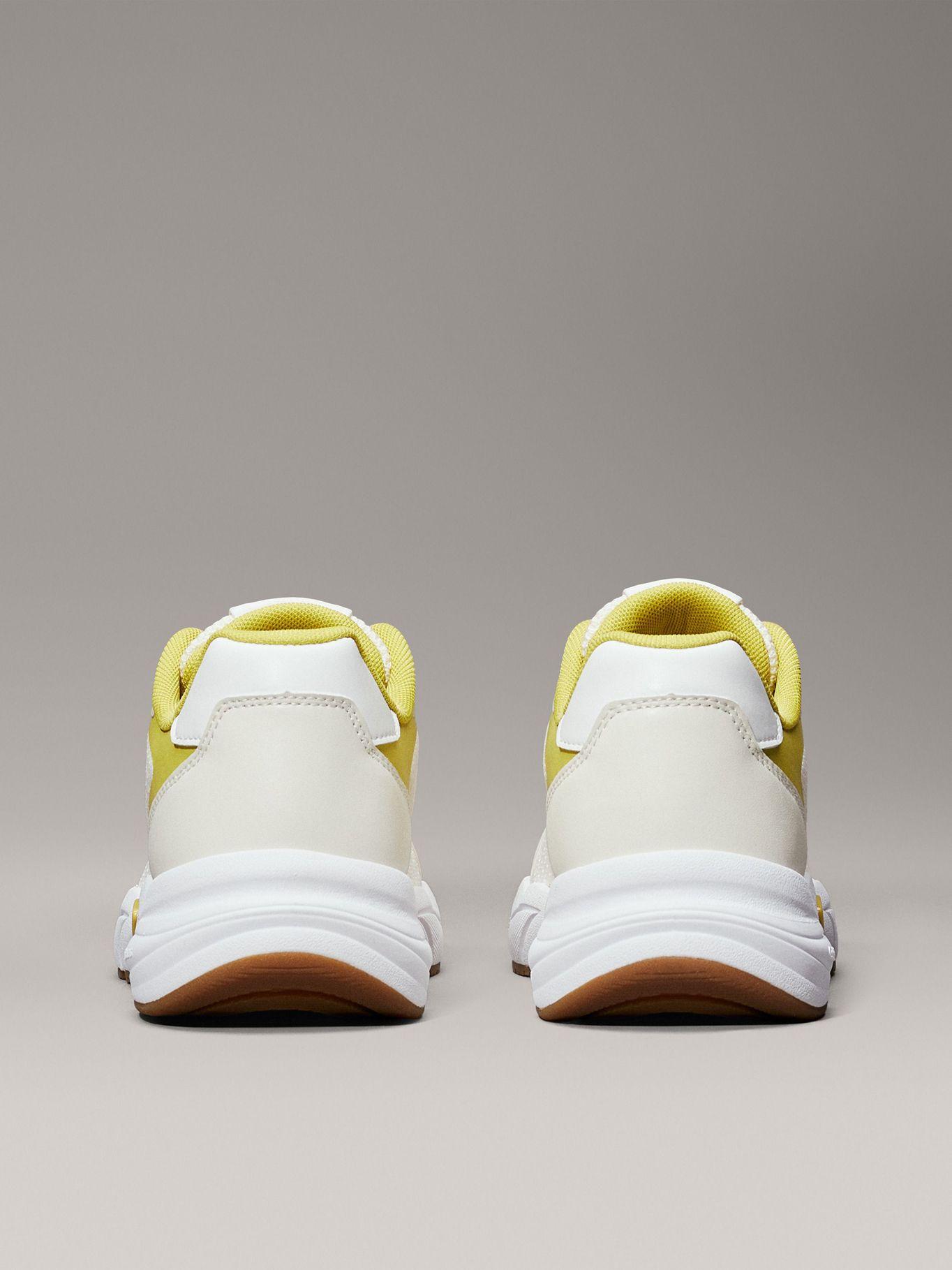 Zapatillas Retro de Malla Crema Calvin Klein-1