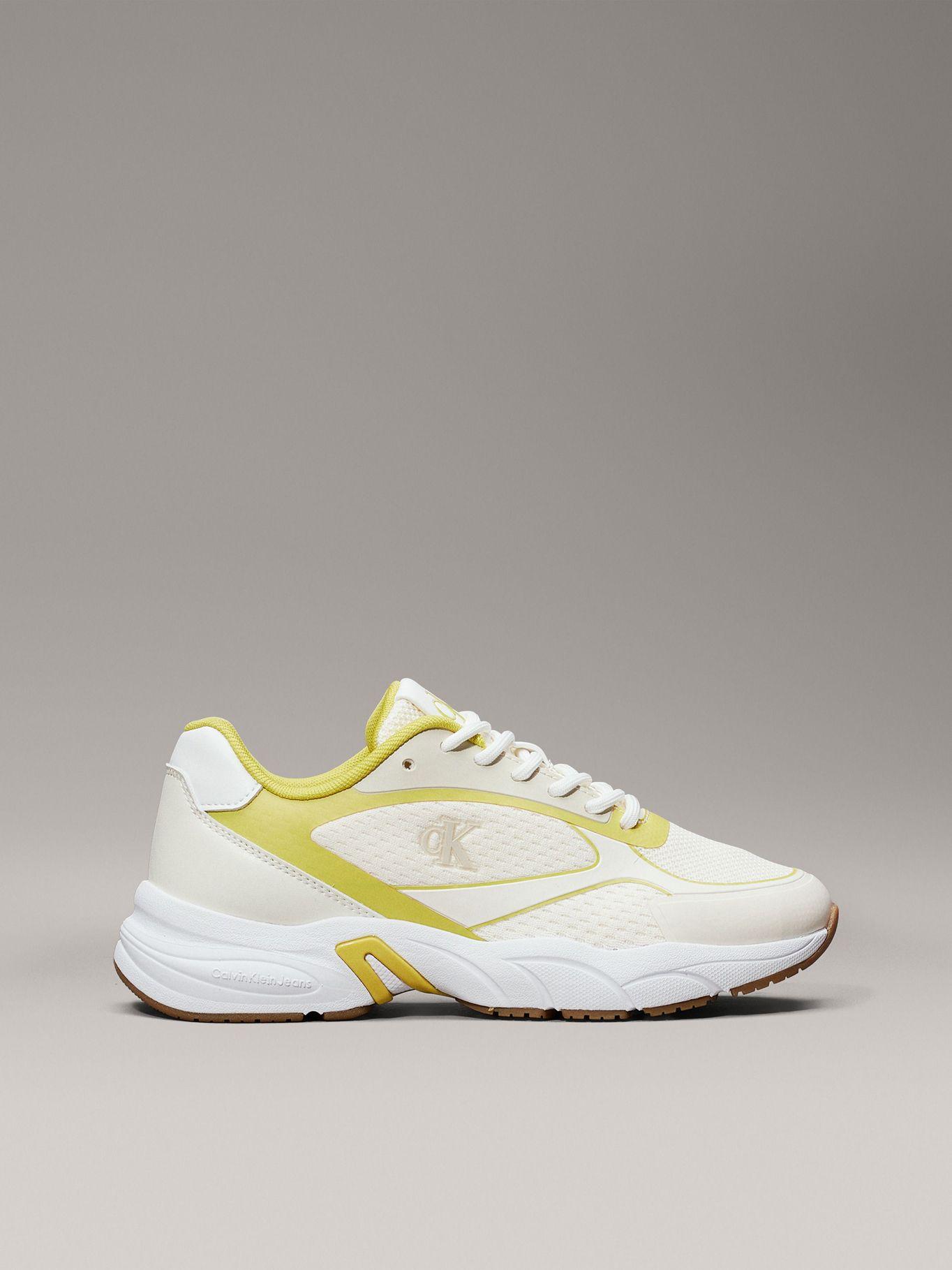 Zapatillas Retro de Malla Crema Calvin Klein-4