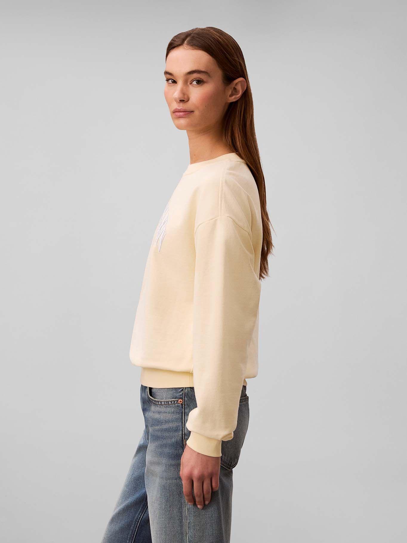 Polerón Cuello Redondo con Logo Amarillo Calvin Klein-3