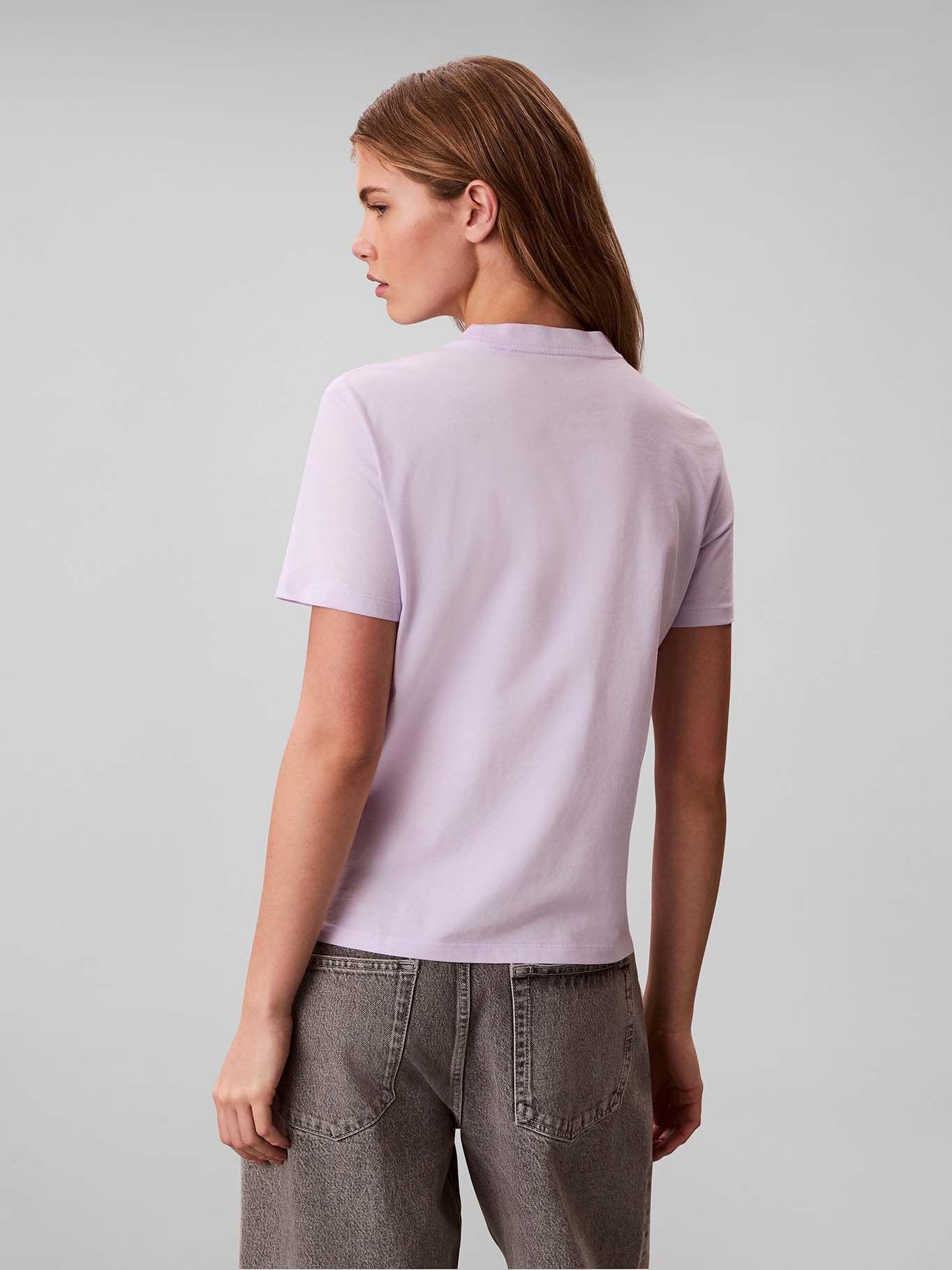 Polera Clásica con Monologo Lila Calvin Klein-2