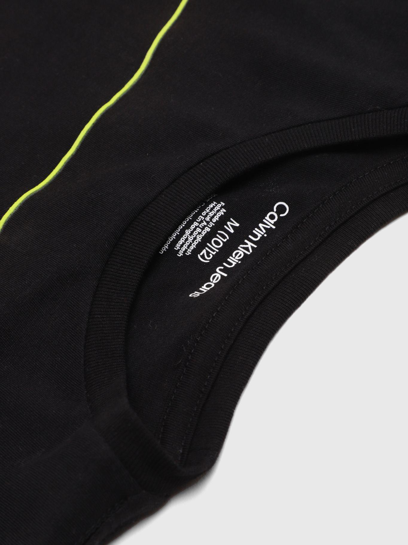 Polera Niño Deframe Negro Calvin Klein-3