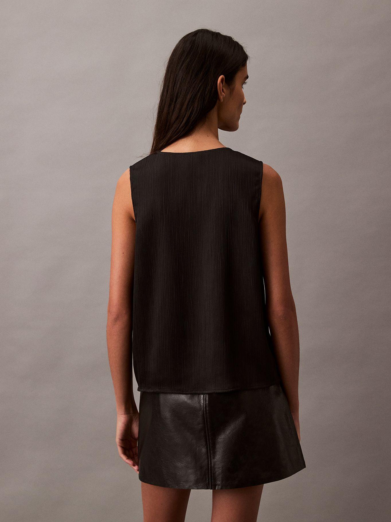 Blusa Plisse V-Neck Negro Calvin Klein-2