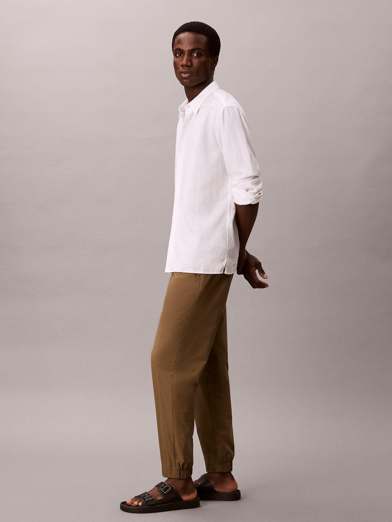 Pantalón Slim Tech Pull-On Cafe Calvin Klein-2