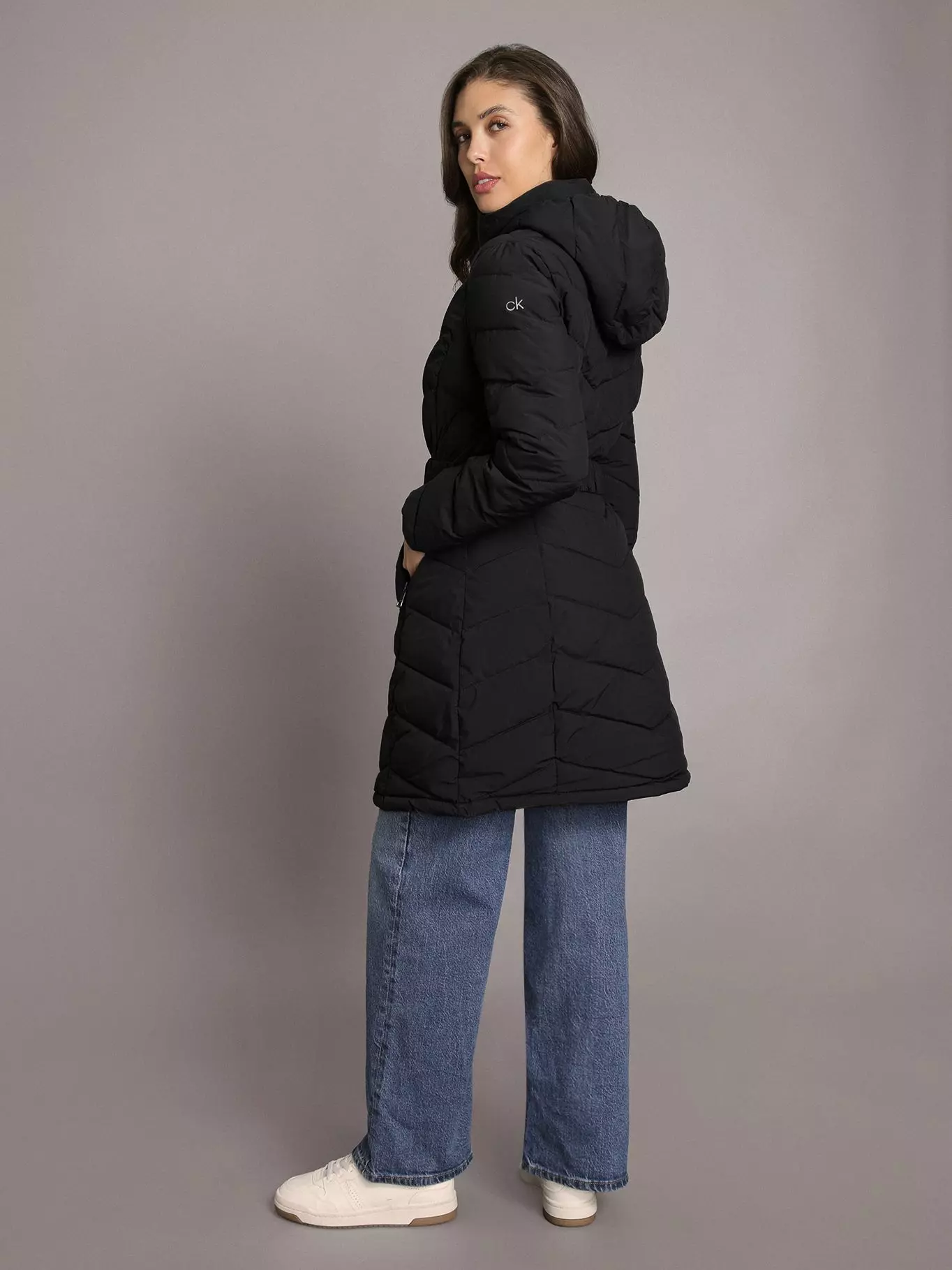 Parka Larga Puffer con Gorro Negro Calvin Klein-2