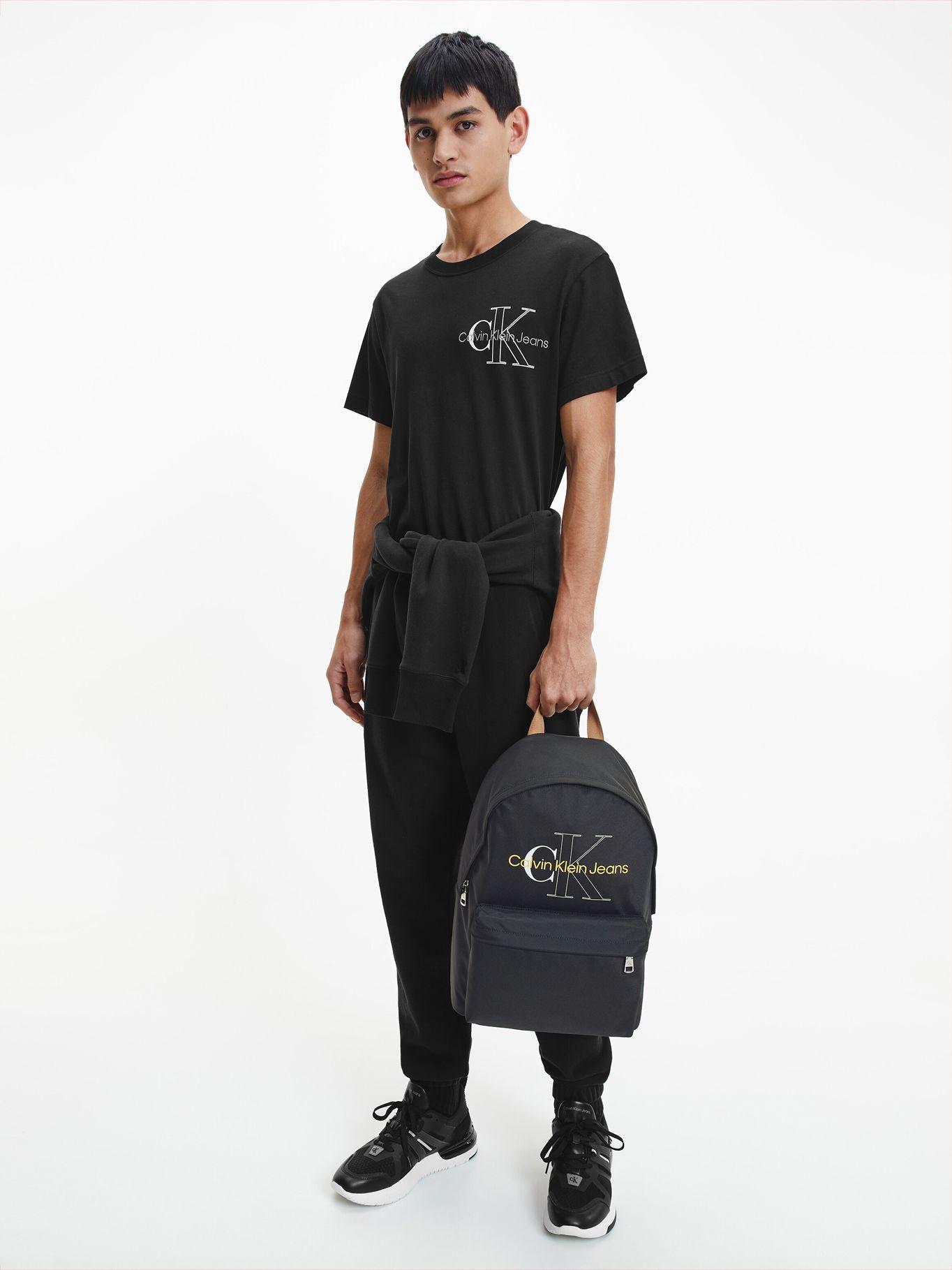 Mochila CKJ Essentials Negro Calvin Klein-3