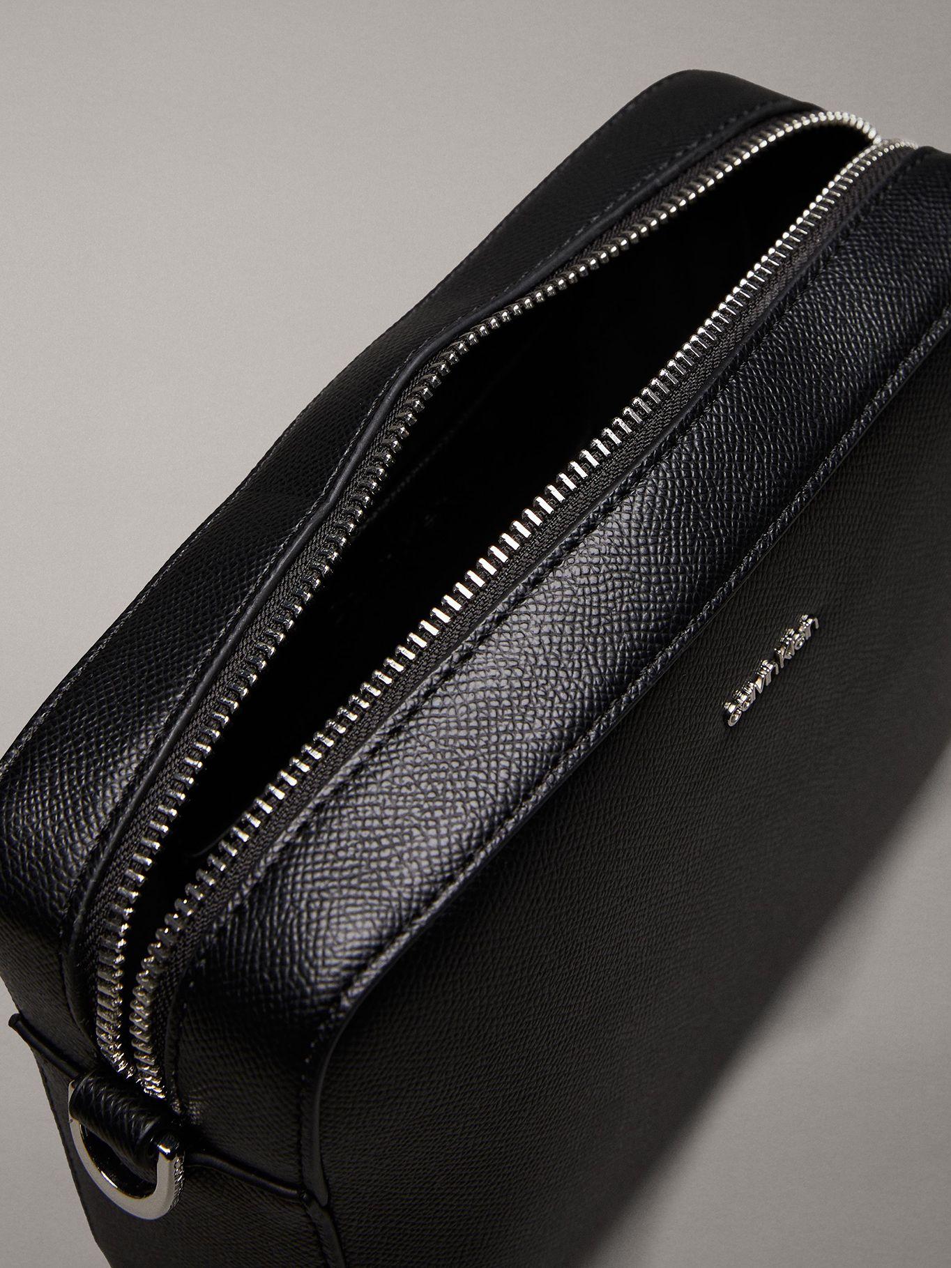 Bandolera Ck Must Small Negro Calvin Klein-3