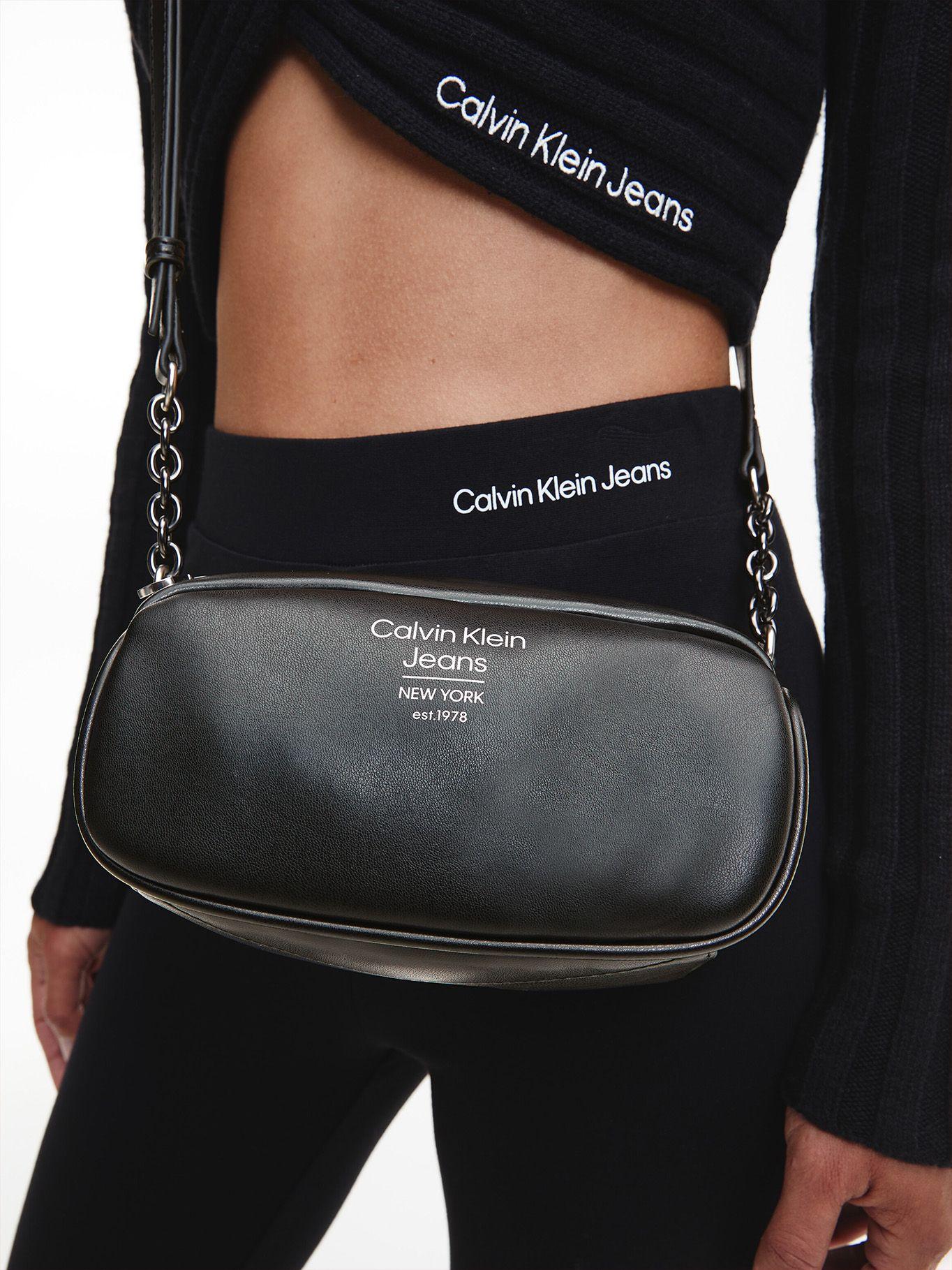 Cartera Sculpted Ew Spe Negro Calvin Klein-3