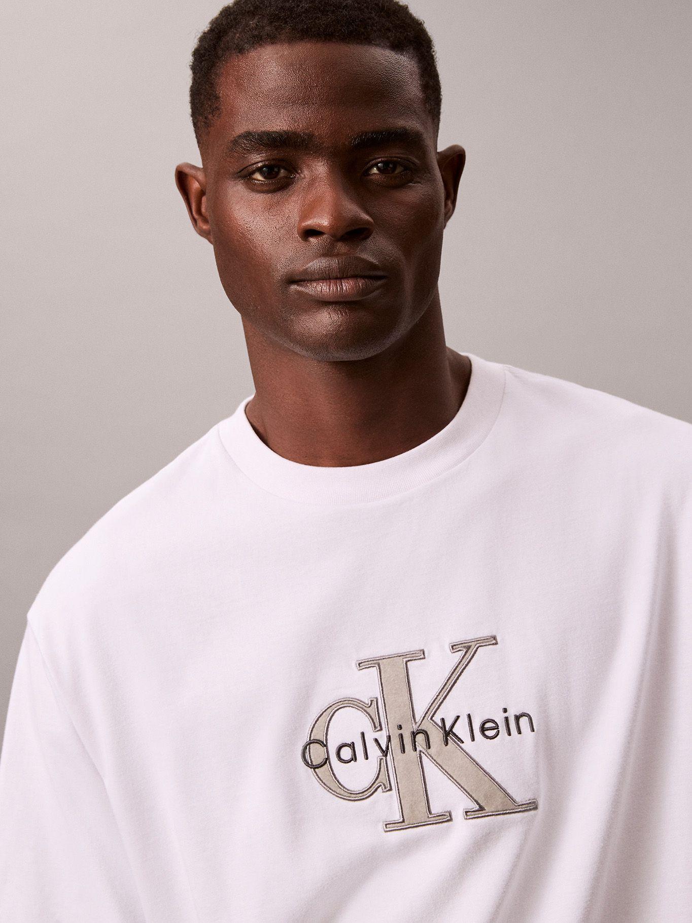 Polera con Gráfico de Monologo Blanco Calvin Klein-4