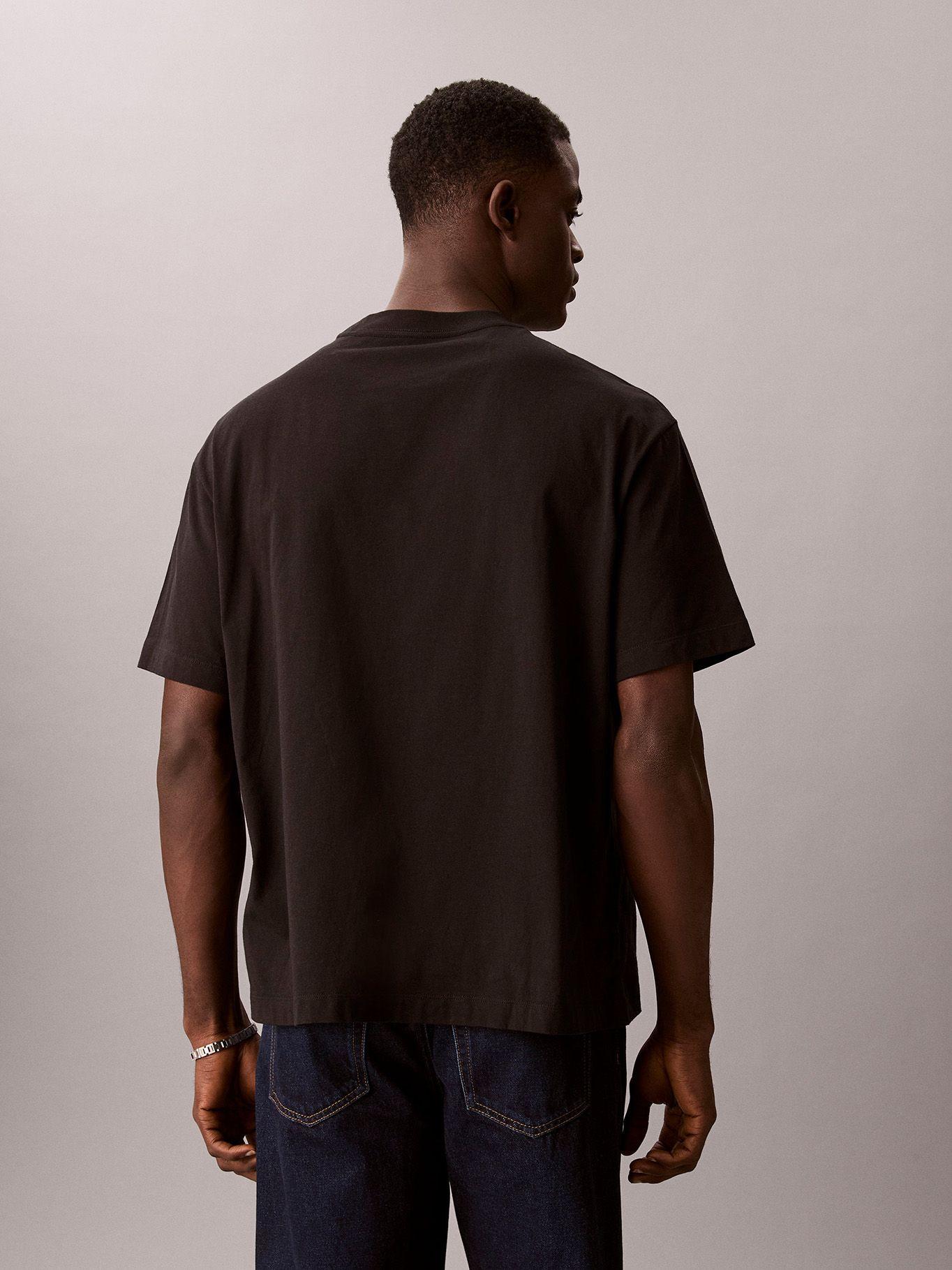 Polera con Monologo Bordado Negro Calvin Klein-2