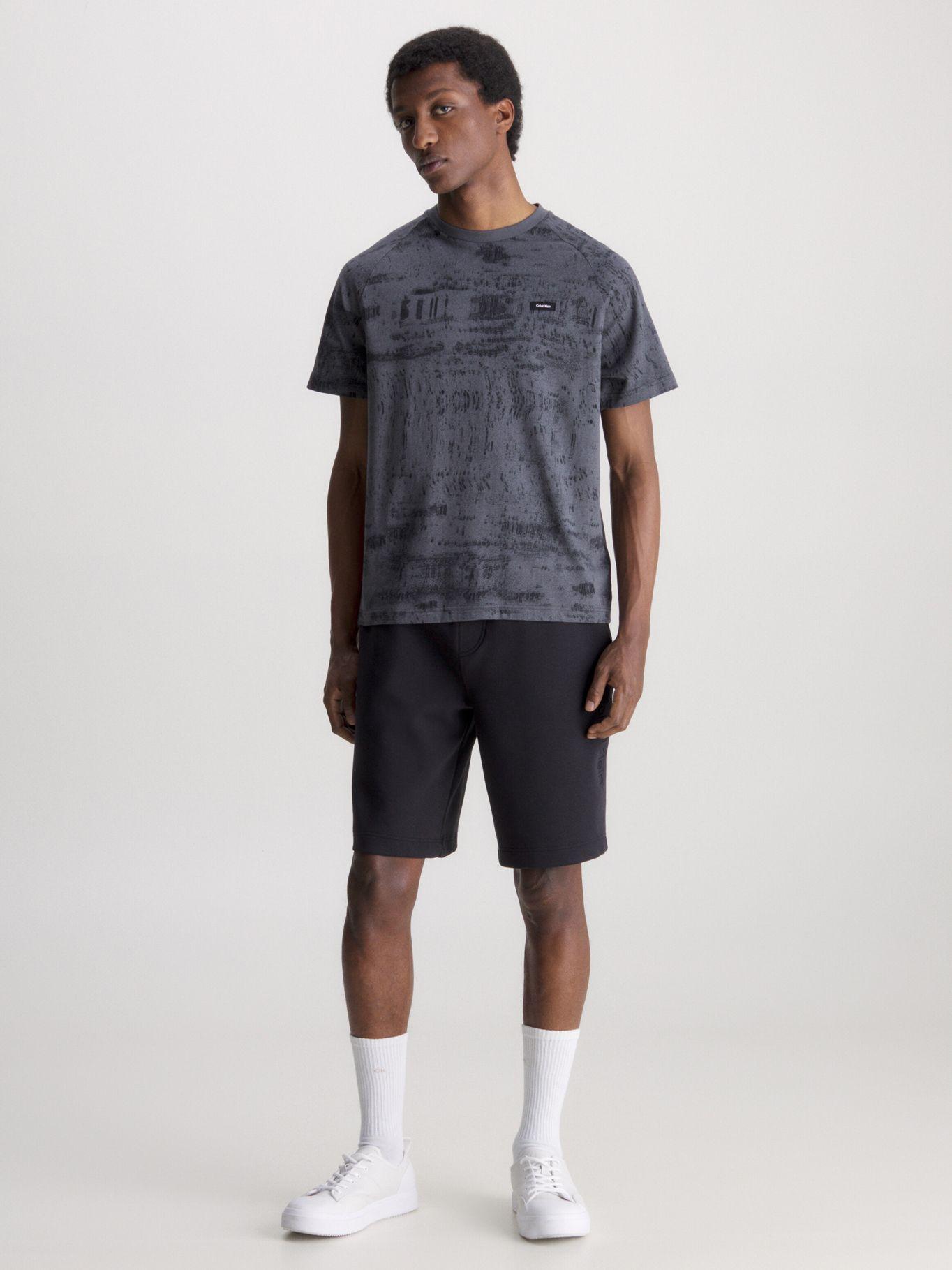 Polera Concrete Aop  Gris Calvin Klein-1