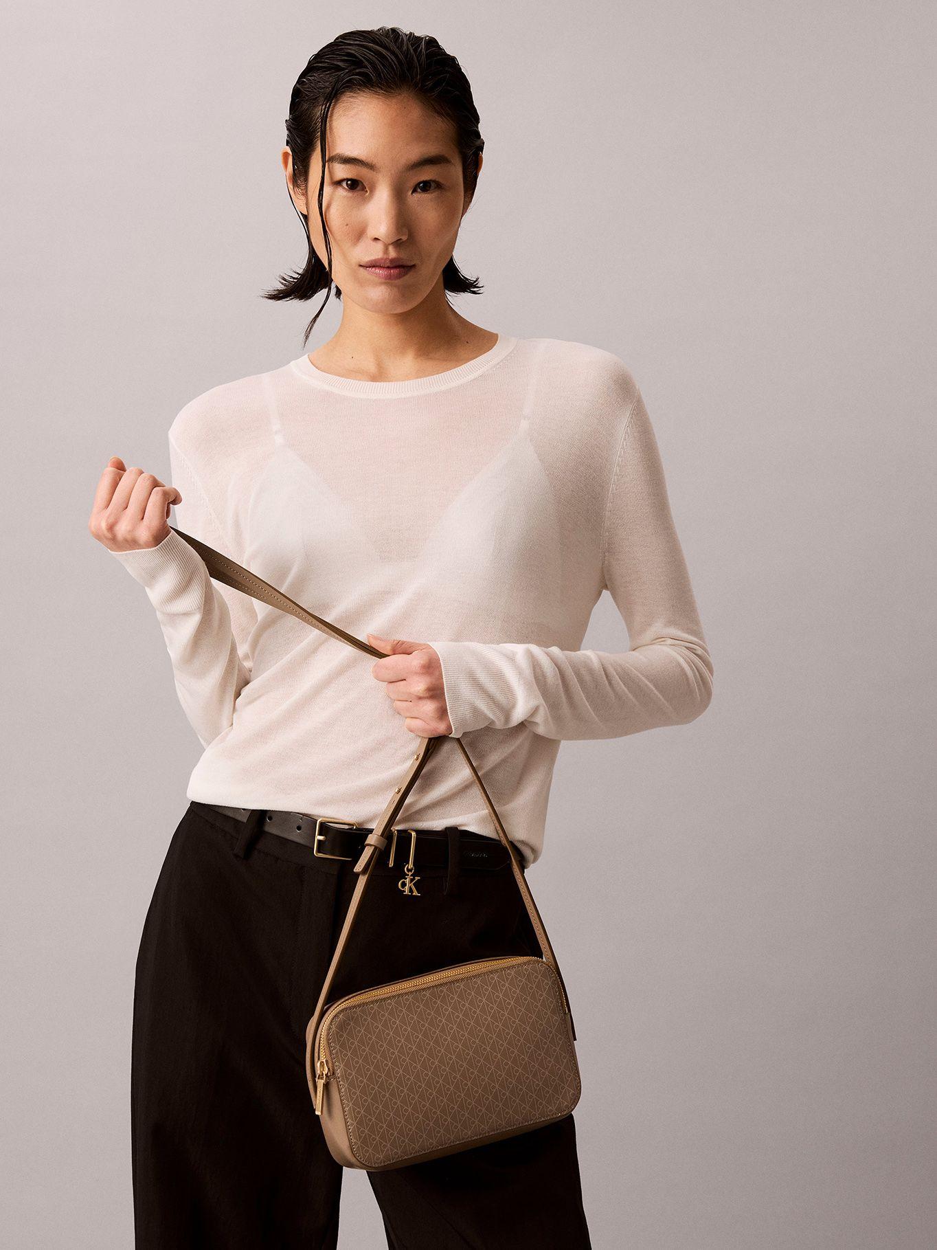 Cartera Cruzada con Estampado Beige Calvin Klein-4