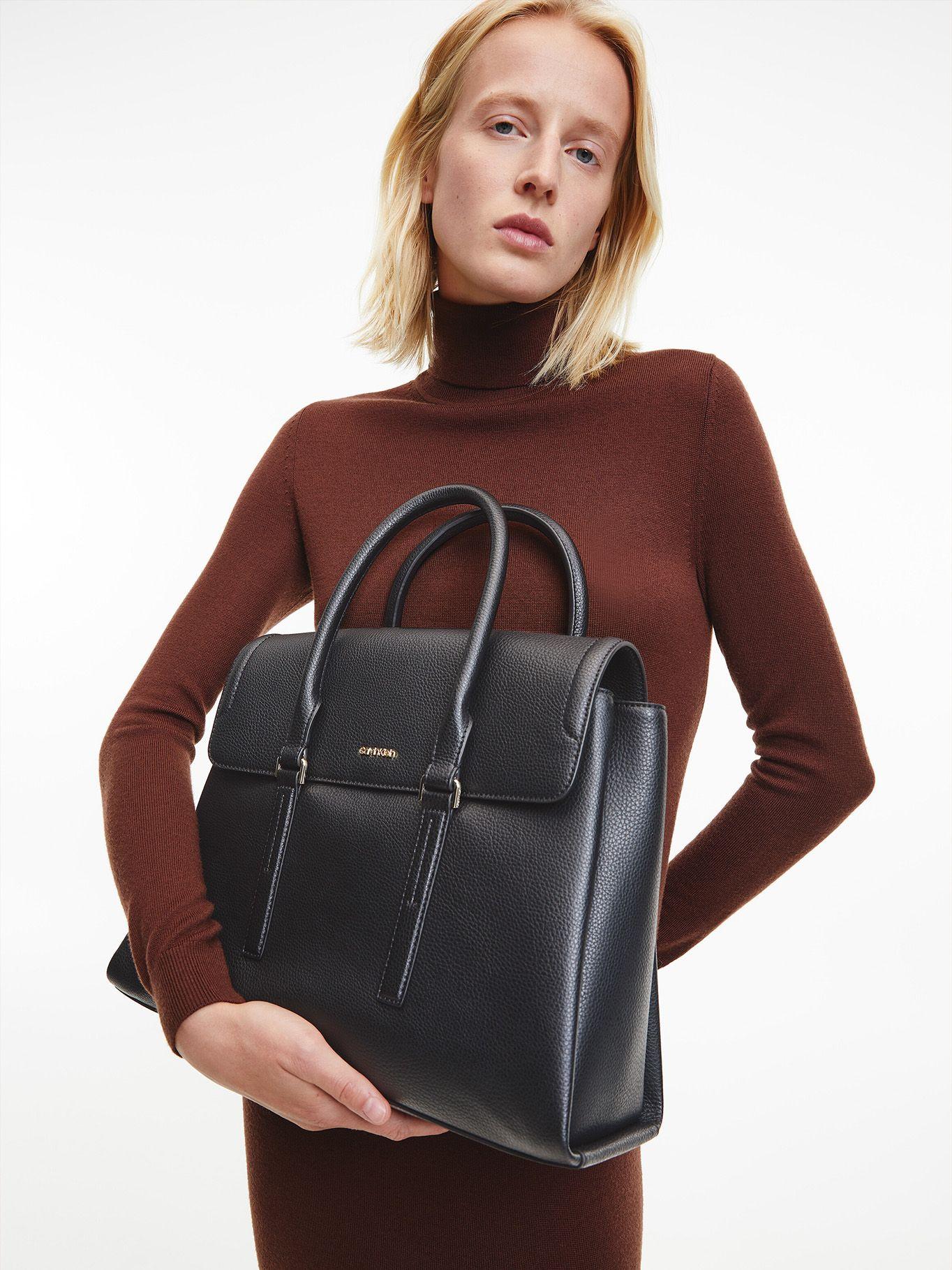 Cartera Ck Elevated Satchel  Negro Calvin Klein-3