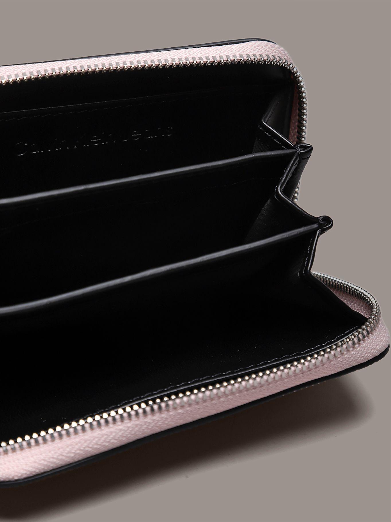 Billetera Minimal Monogram Beige Calvin Klein-3