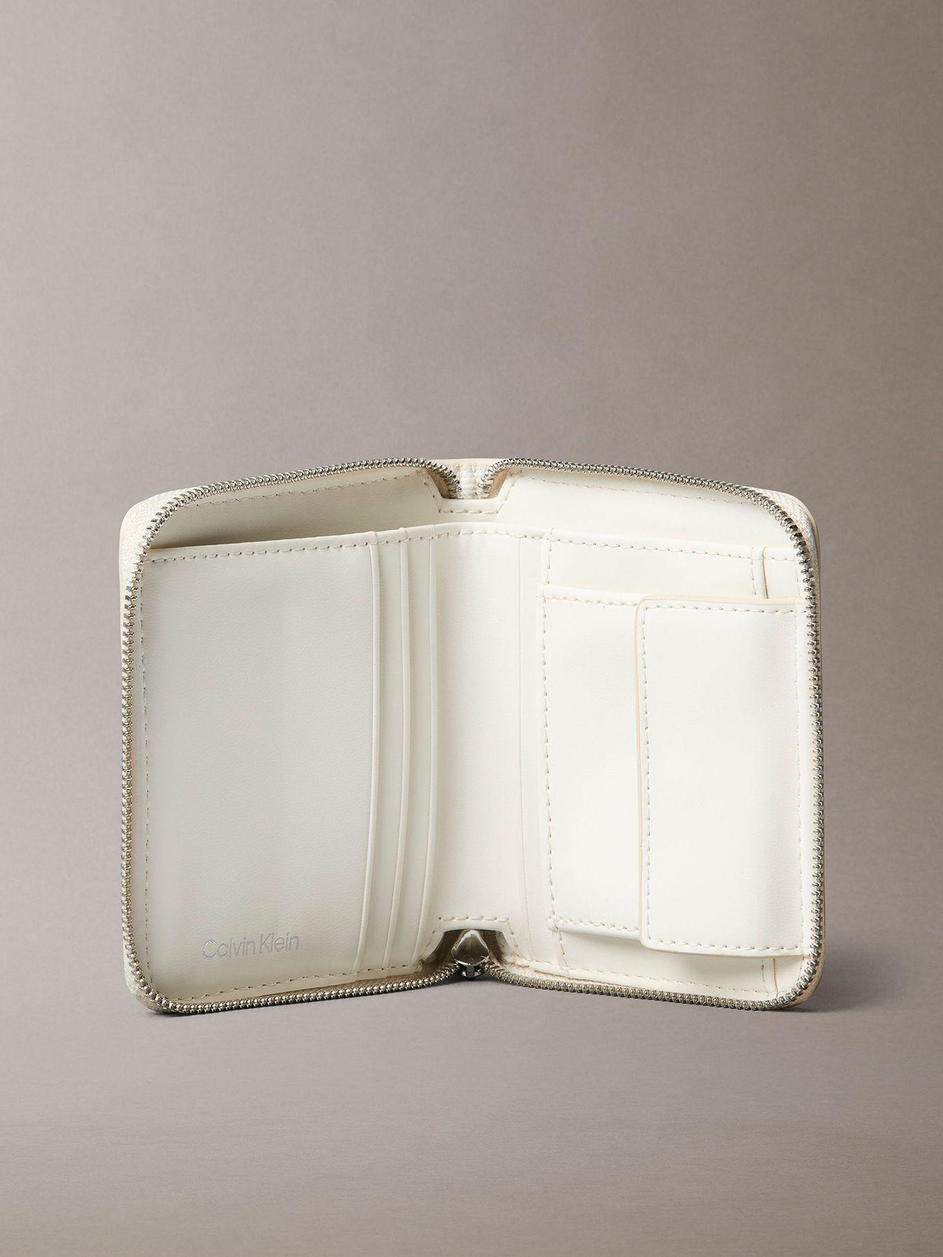 Billetera De Estampado Monograma Blanco Calvin Klein-2