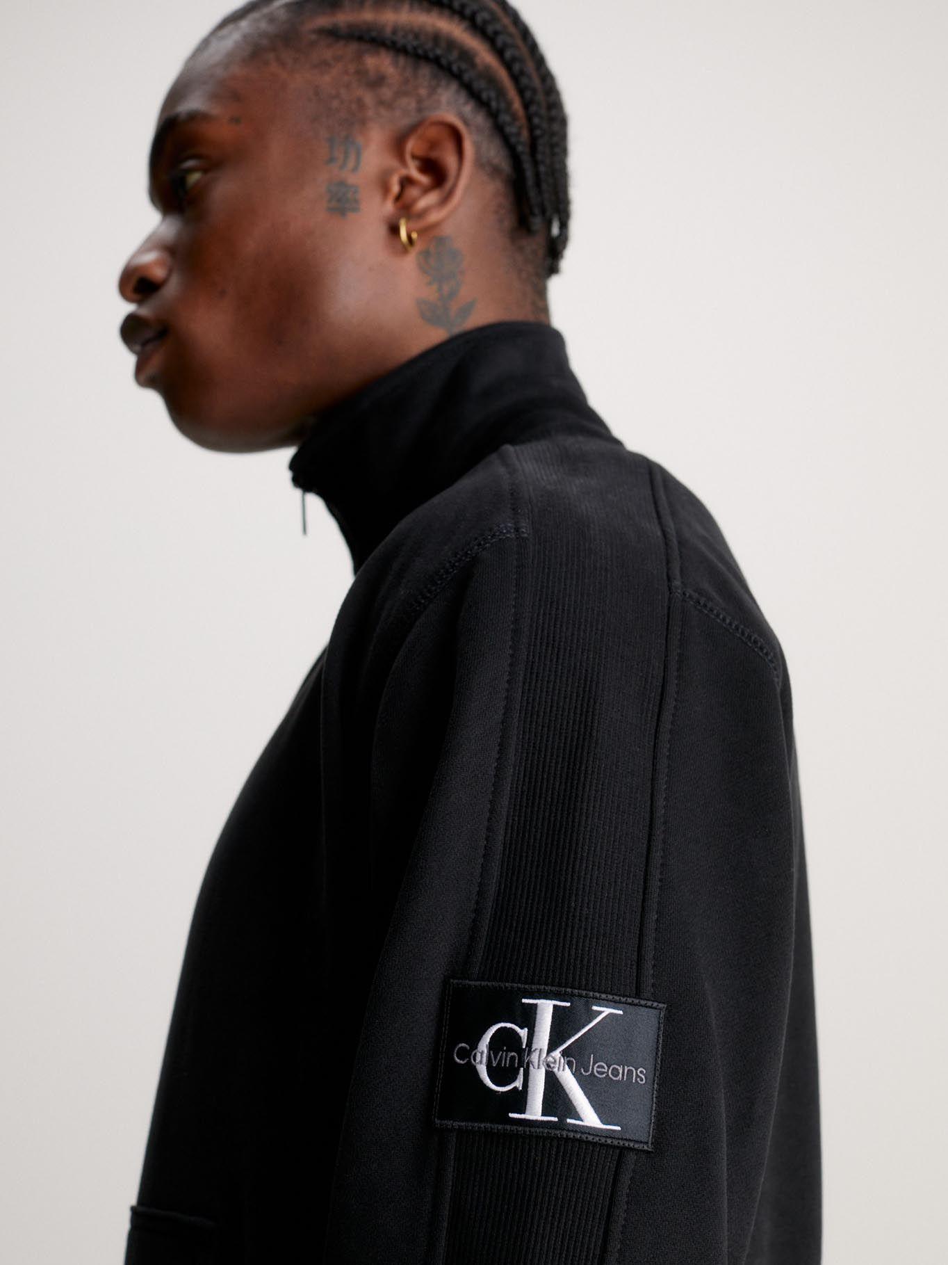 Polerón Badge Half  Negro Calvin Klein-3