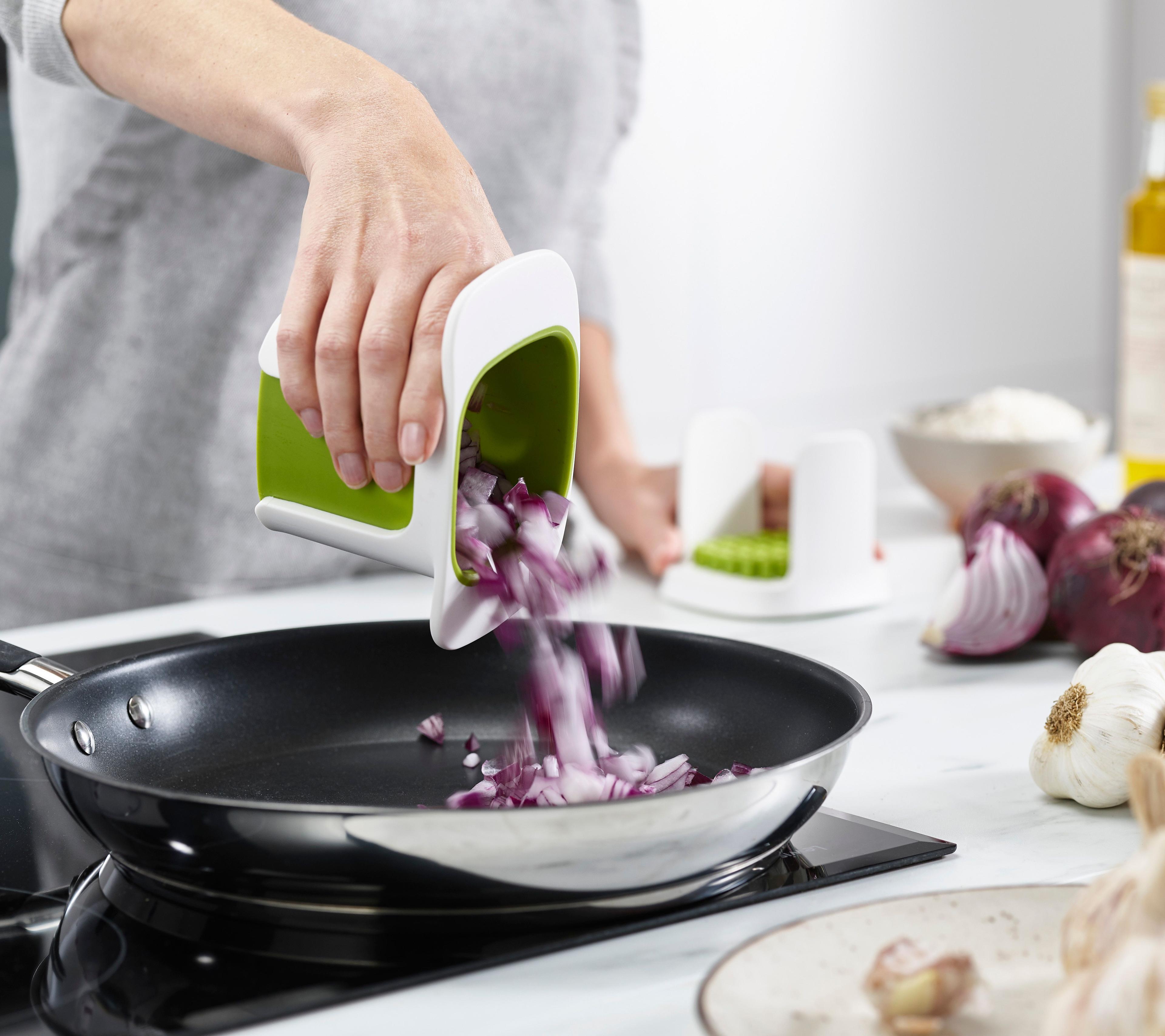 Picador de Verduras Chop Cup Joseph Joseph 1 Unid-3