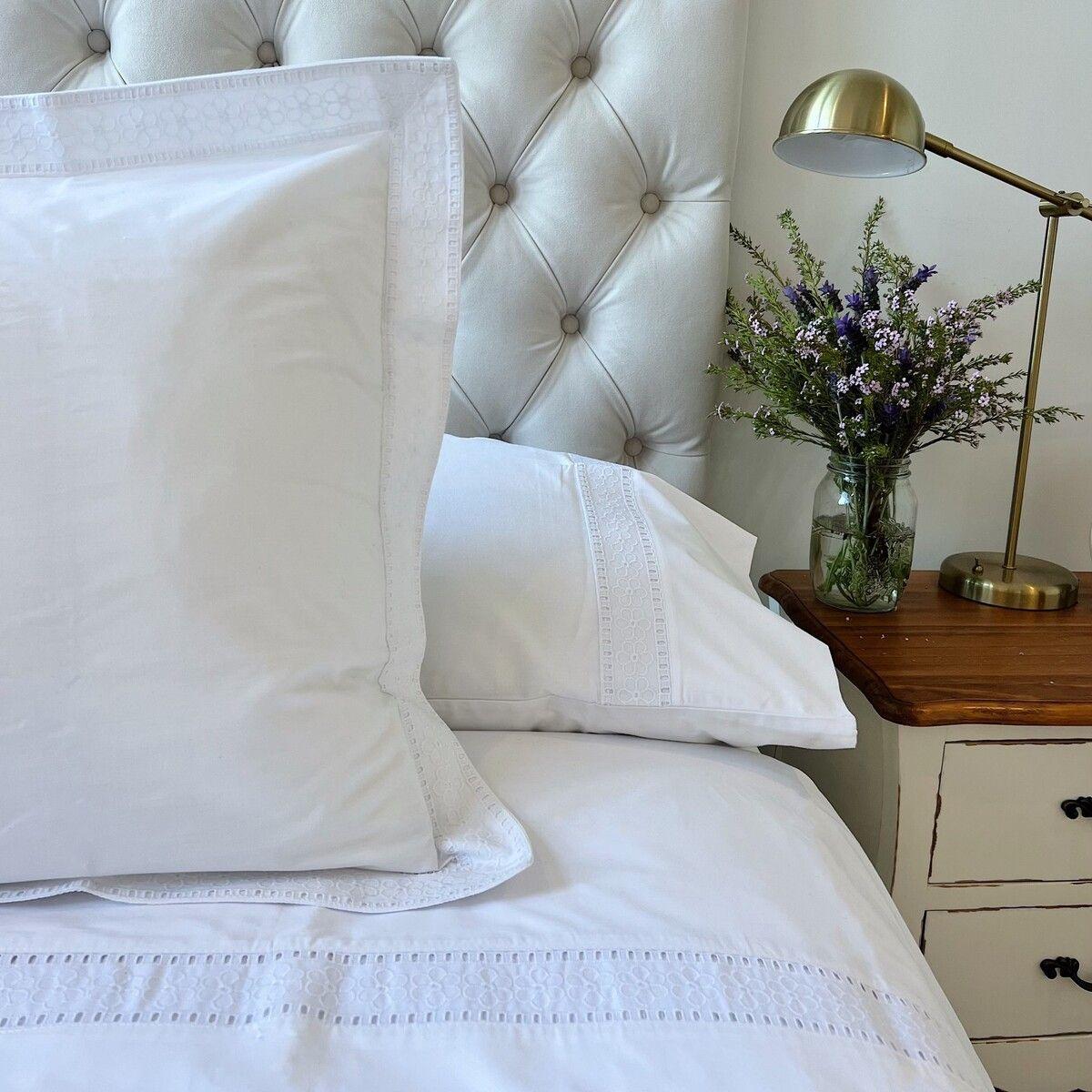 Par Fundas de Almohada Broderie Espiga 50x70 200 Hilos Blanca Casa Cecilia-1