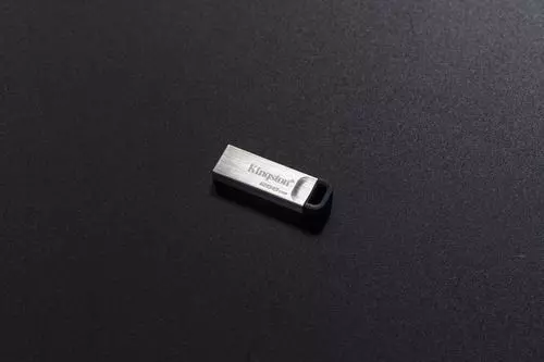 Pendrive Kingston Data Traveler Kyson 128gb Usb 3.2 Plateado-3