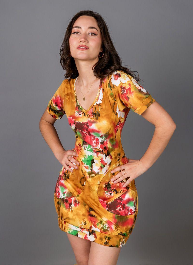 Vestido Corto Katy golden flower cuello V de Kadoos-0