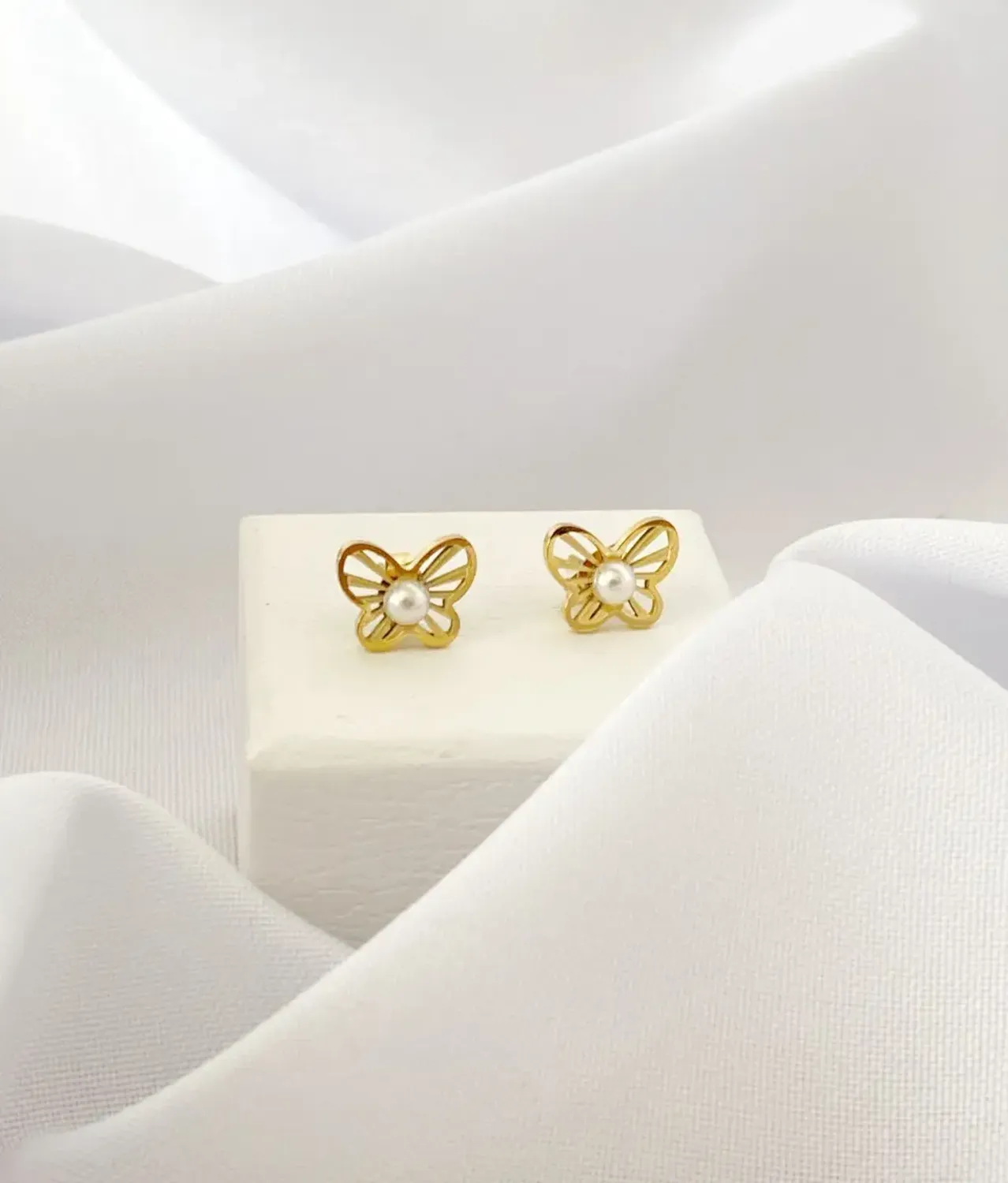 Aros Carré Acero Enchapado En Oro 18k Mariposa Amarillo-0