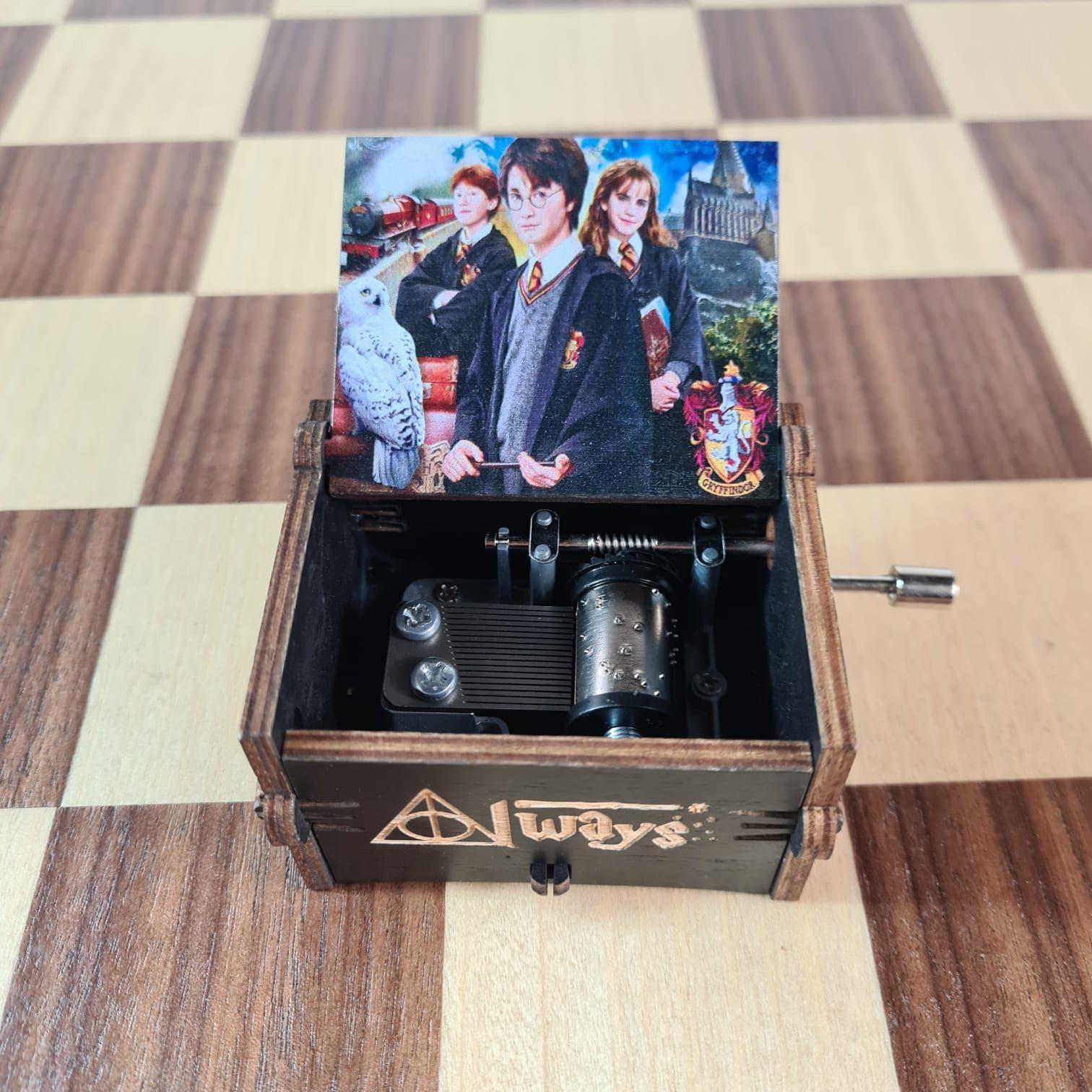 Caja Musical Harry Potter – Viaje a Hogwarts-1