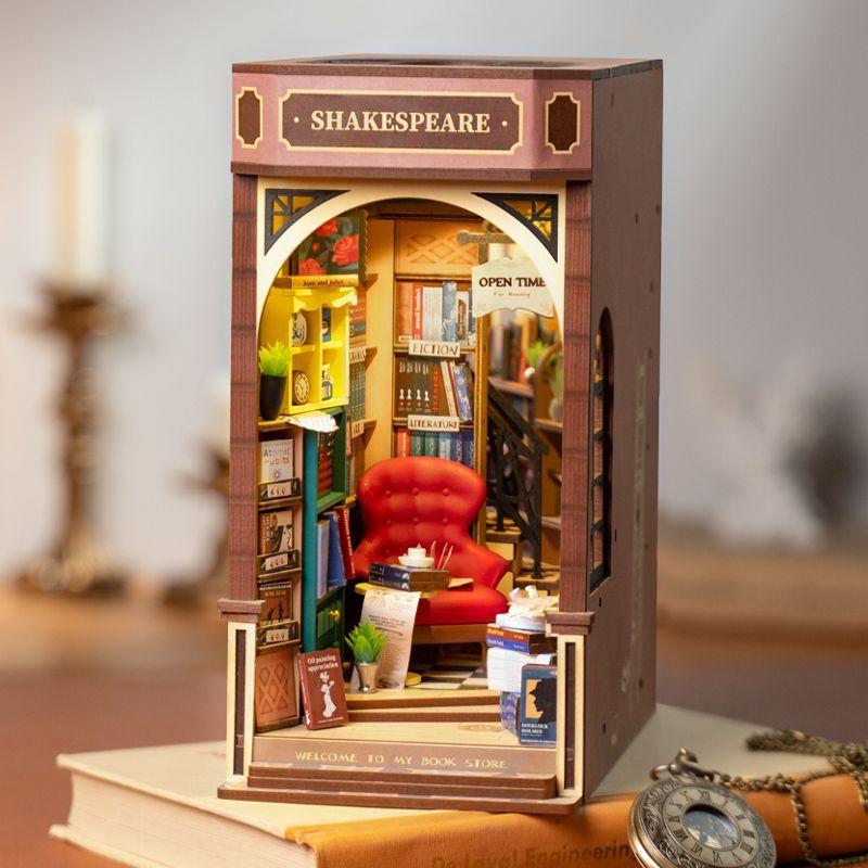 Book Nook Librería Clásica Shakespeare TGB07 – Puzzle 3D y Separador de Libros Decorativo-7