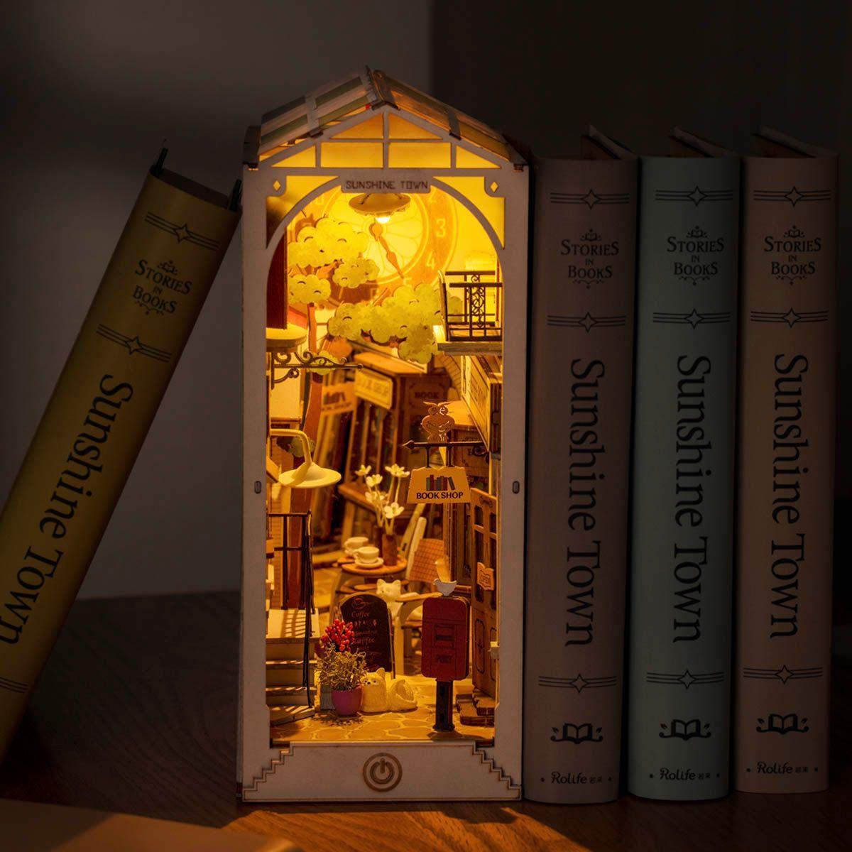 Separador de Libros Puzzle 3D Robotime - Sunshine Town Book Nook-3