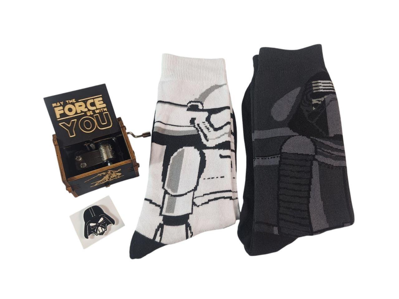 Set Temático Star Wars - Caja Musical, Calcetas y Pines-2