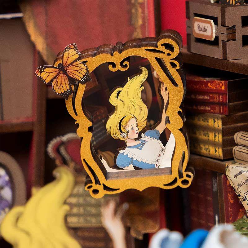 🕳️ Rolife Fall Into Wonder – Book Nook 3D Inspirado en Alicia en el País de las Maravillas 🌿✨-4