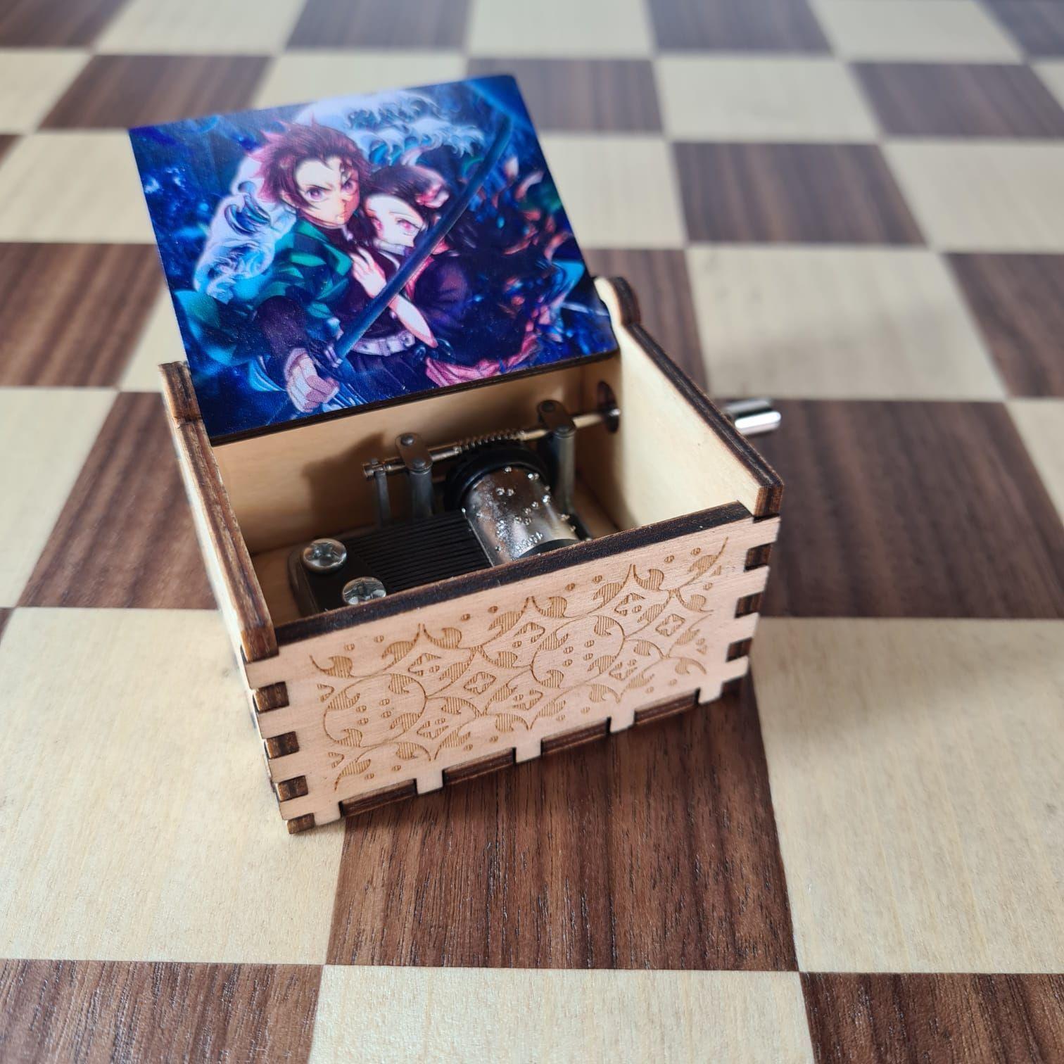 Caja Musical de Demon Slayer – Melodía Principal y Escena de Tanjiro y Nezuko-2