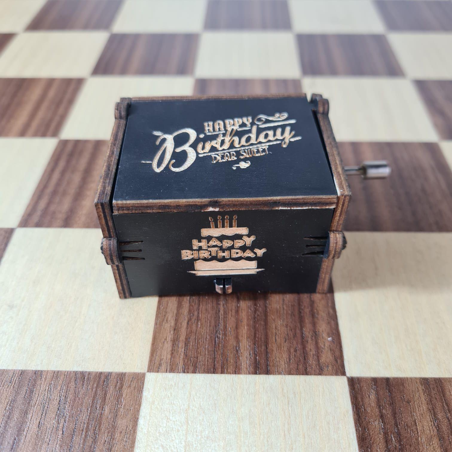 Caja Musical de Cumpleaños – Música, Diversión y Decoración-4