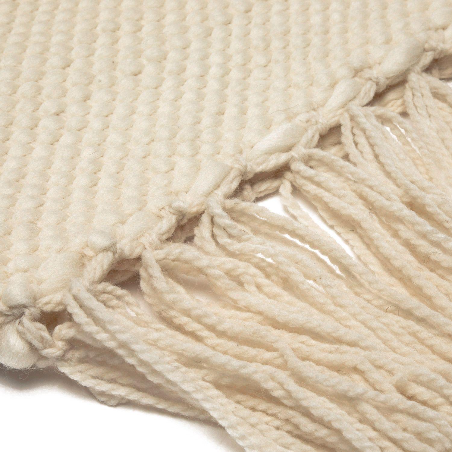 Piecera de Lana con pompones-2