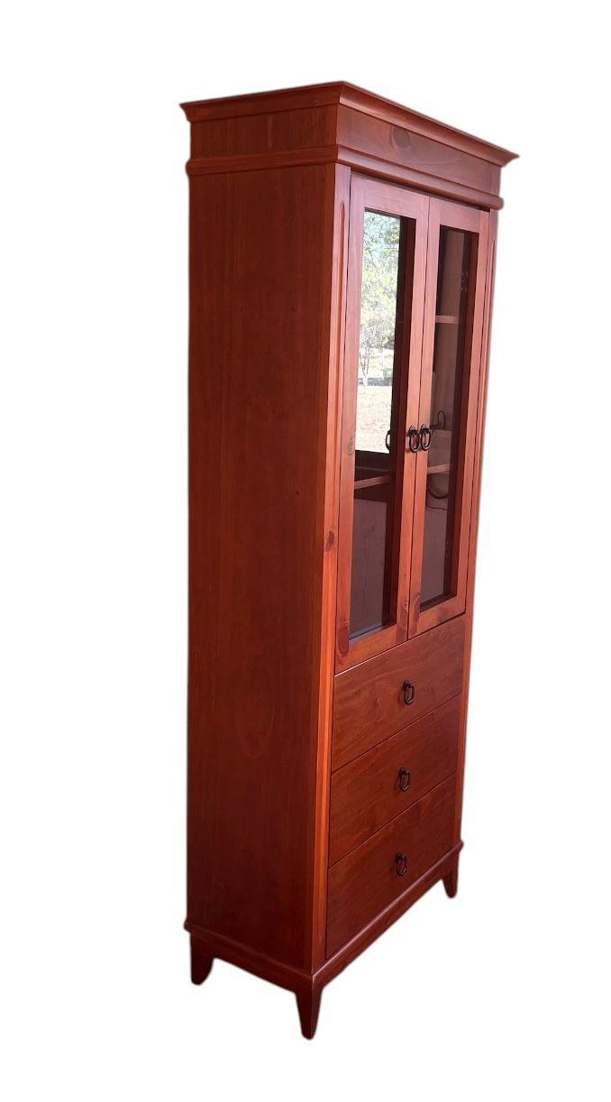 Vitrina 2 puertas 3 cajones TRINY (NOGAL)-2