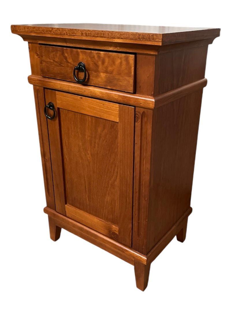 Velador Triny 1 puerta-4