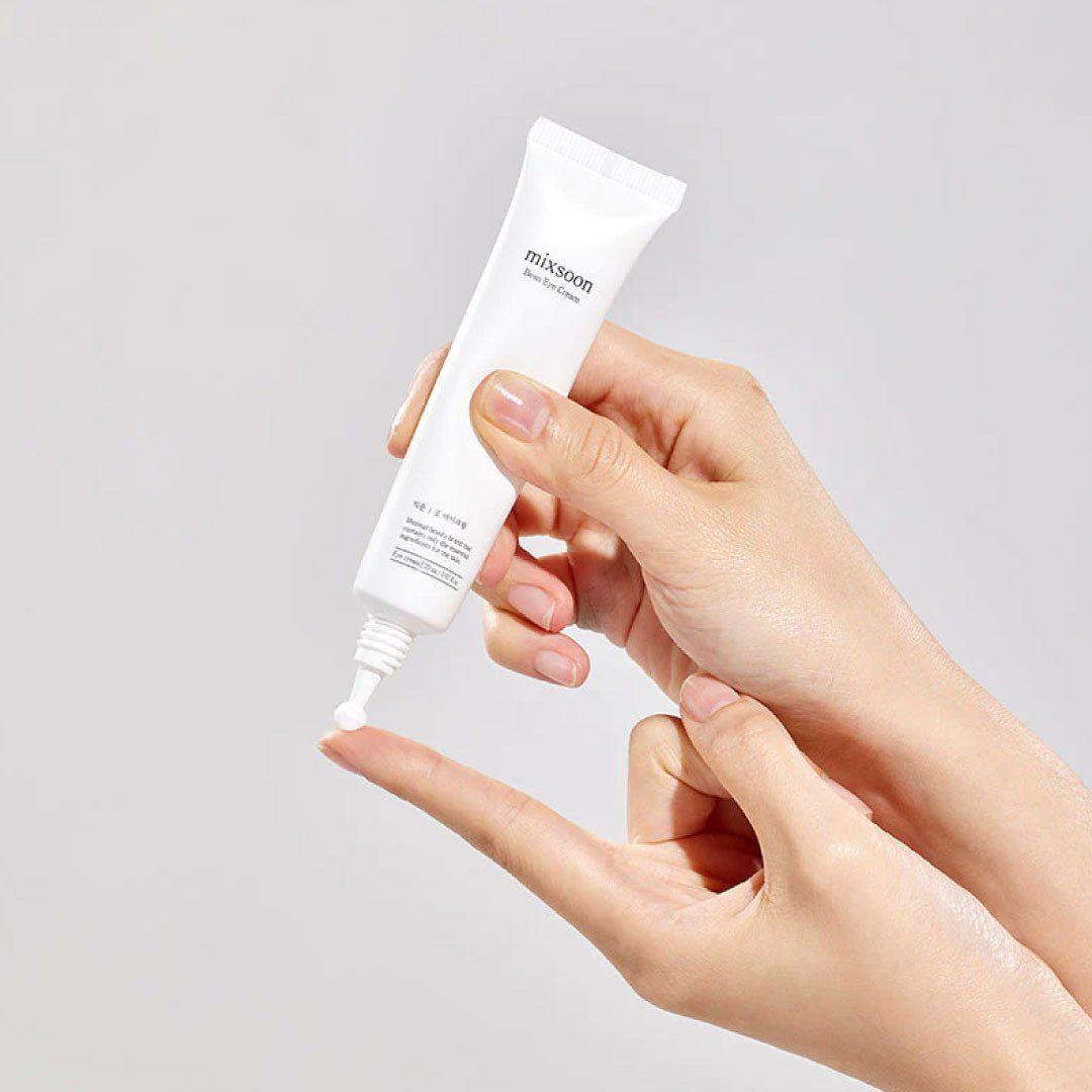 Contorno de ojos refrescante y antiedad con soya fermentada-3
