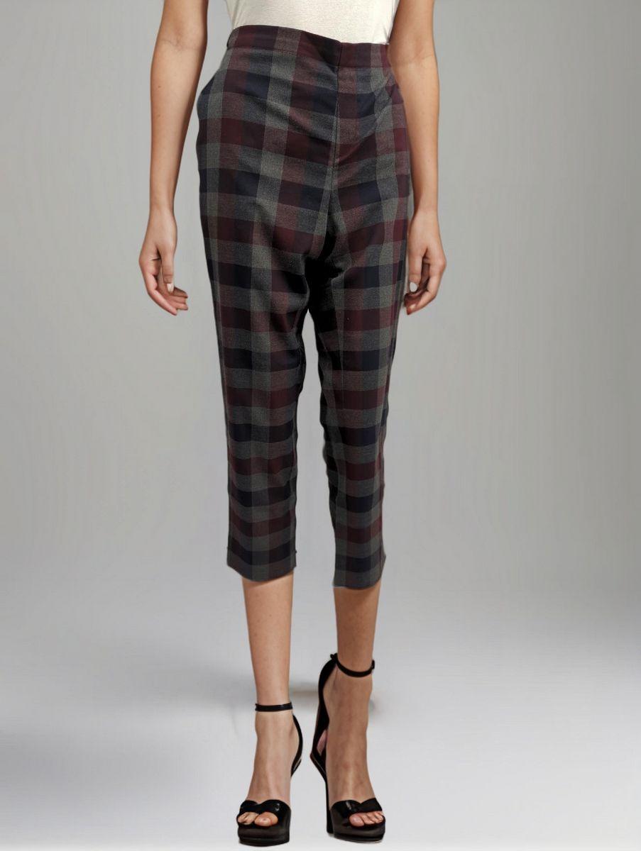 Pantalón Uniqlo Talla L (4026)-0