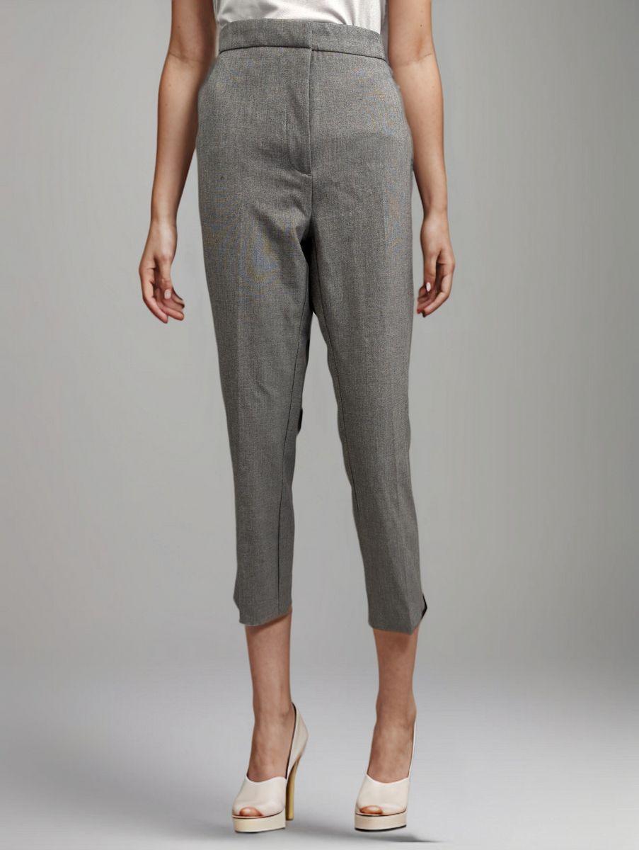 Pantalón Zara Talla XL (2013)-0