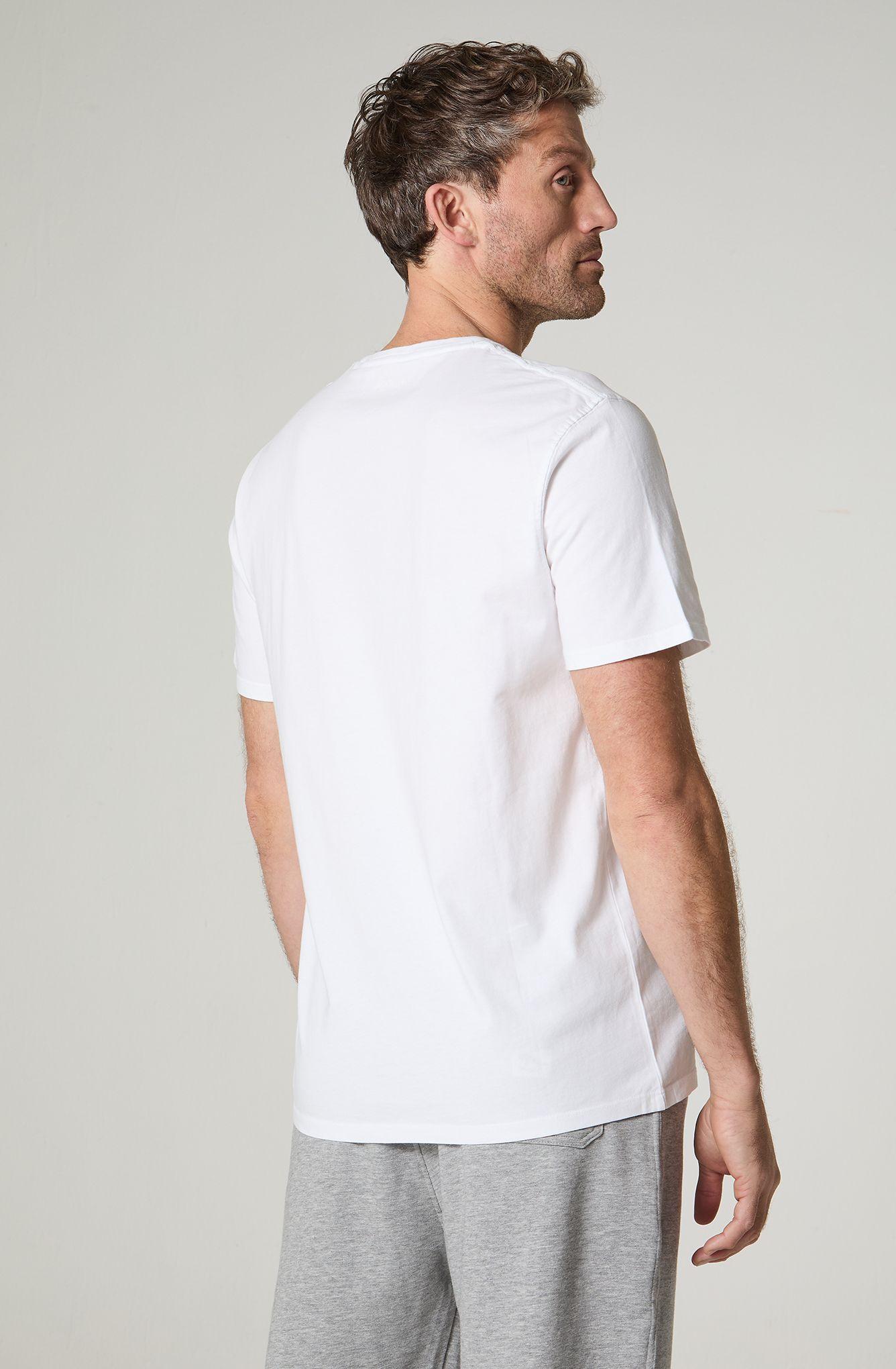 Polera Hombre Cuello Redondo Con Bolsillo Regular Fit 100% Cotton-3