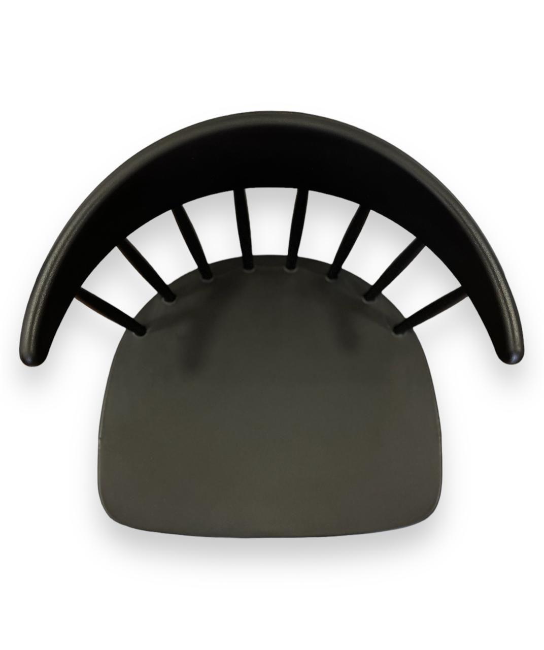 Silla tipo Windsor Negro-7