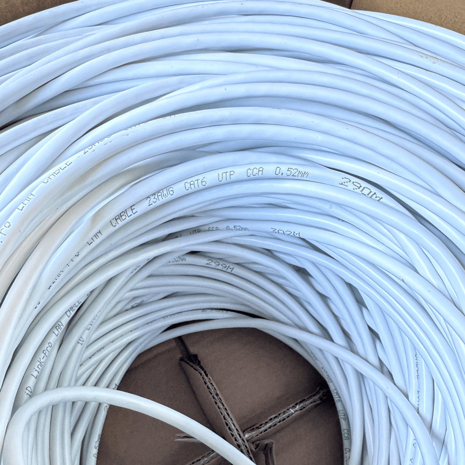 Cable de Red UTP Cat6 305 Metros 23 AWG 0,52 mm CCA Blanco-4