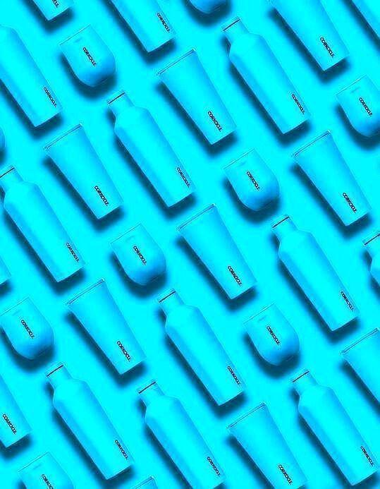 Botella Térmica 750ml CORKCICLE Neon Lights Blue-3