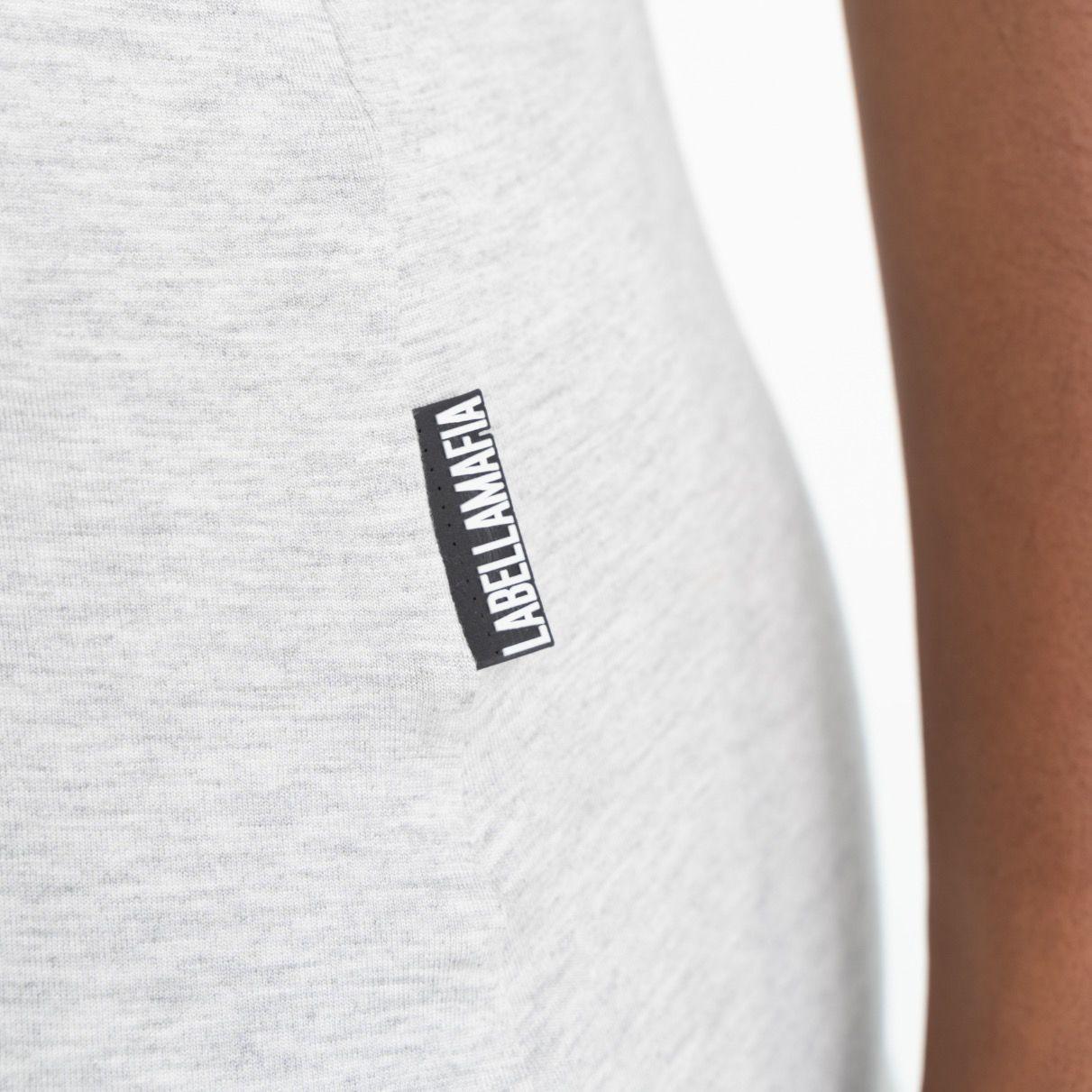 Polera Gris Sin Mangas Letras Blancas-3