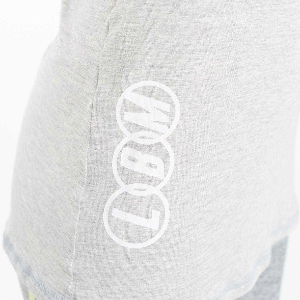 Polera Gris Sin Mangas Letras Blancas-4