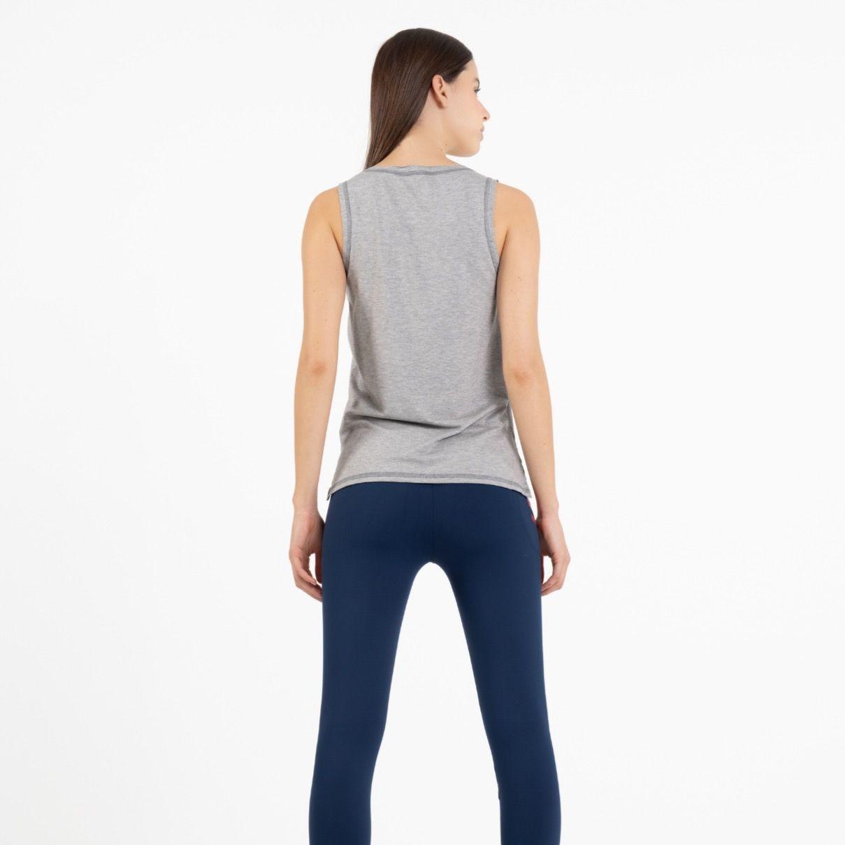 Polera Essentials Gris-3