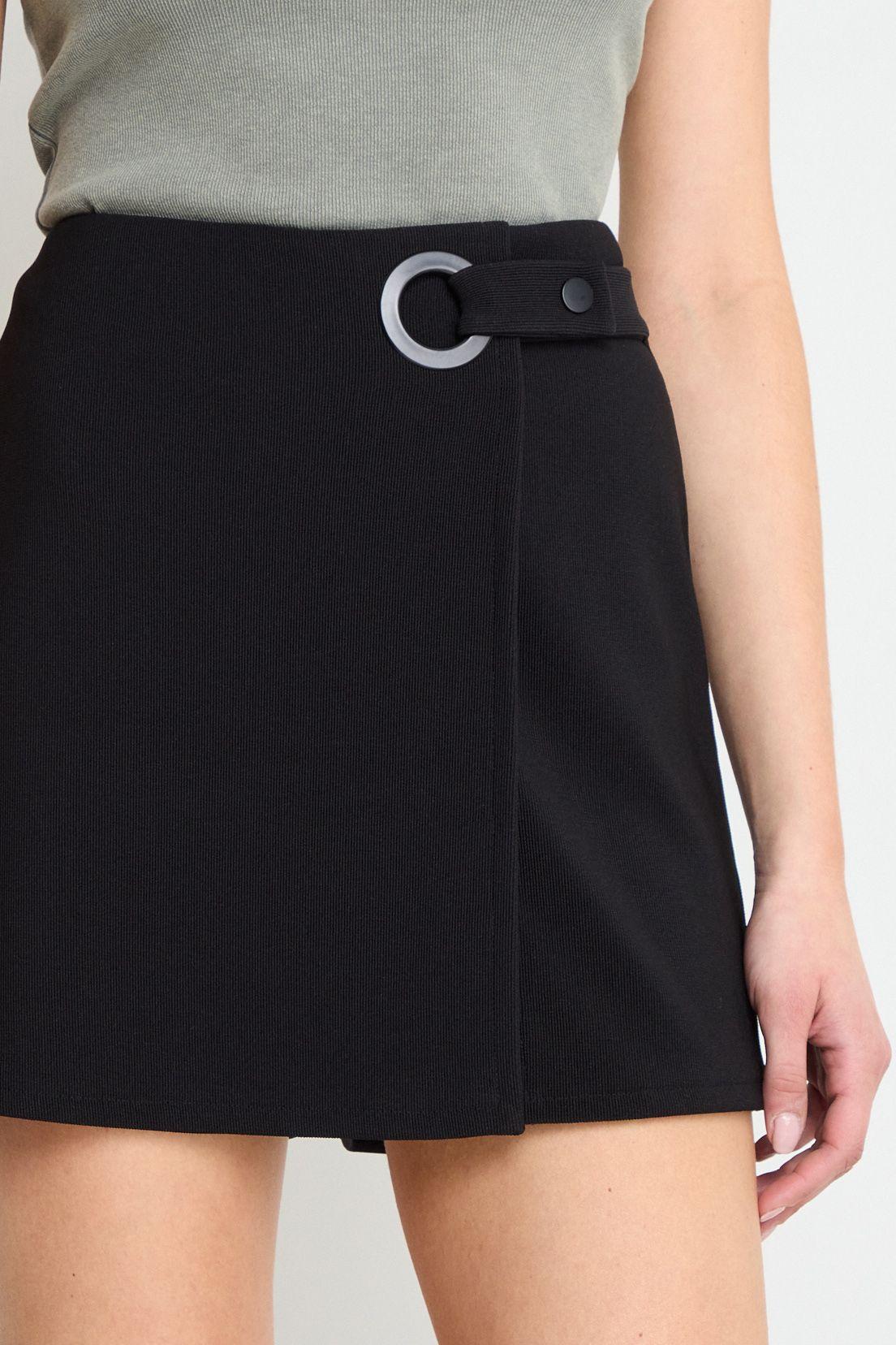 Short Liso Negro iO 11220225004102-2