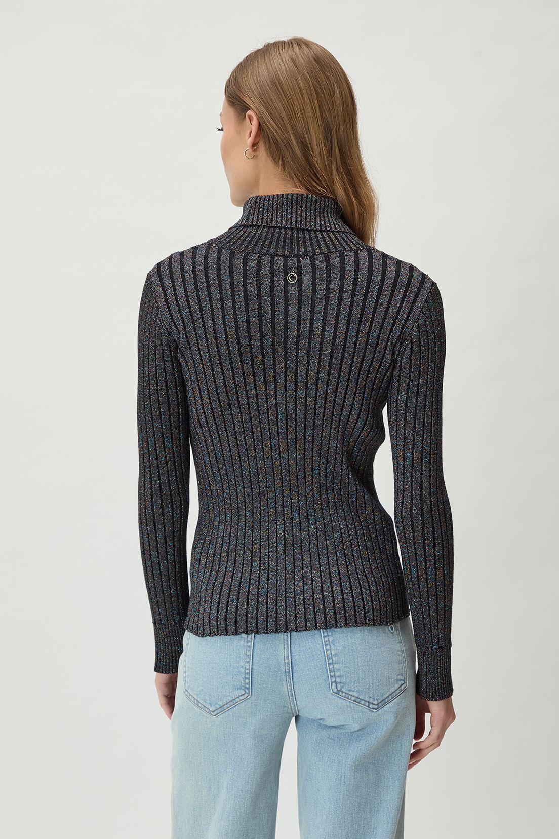 Sweater Liso Negro 18120125007102-3