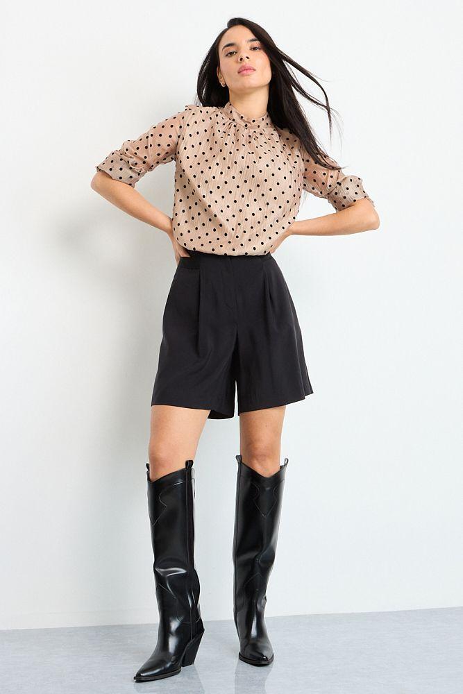 Short Negro iO 11220225002102-0