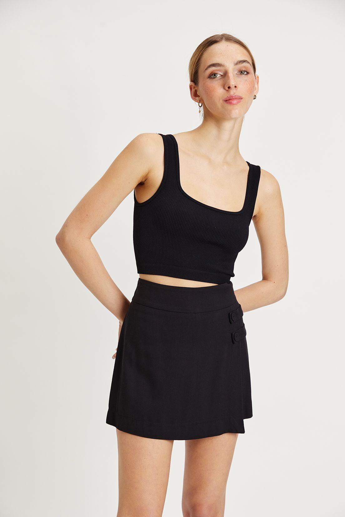 Short Liso Negro iO 11220224002102-2